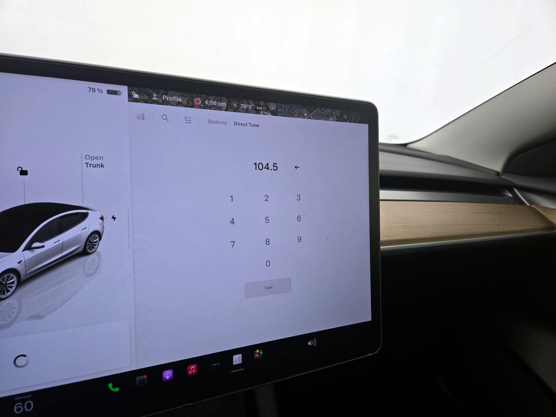 Thumbnail: 2022 Tesla Model 3 - 15