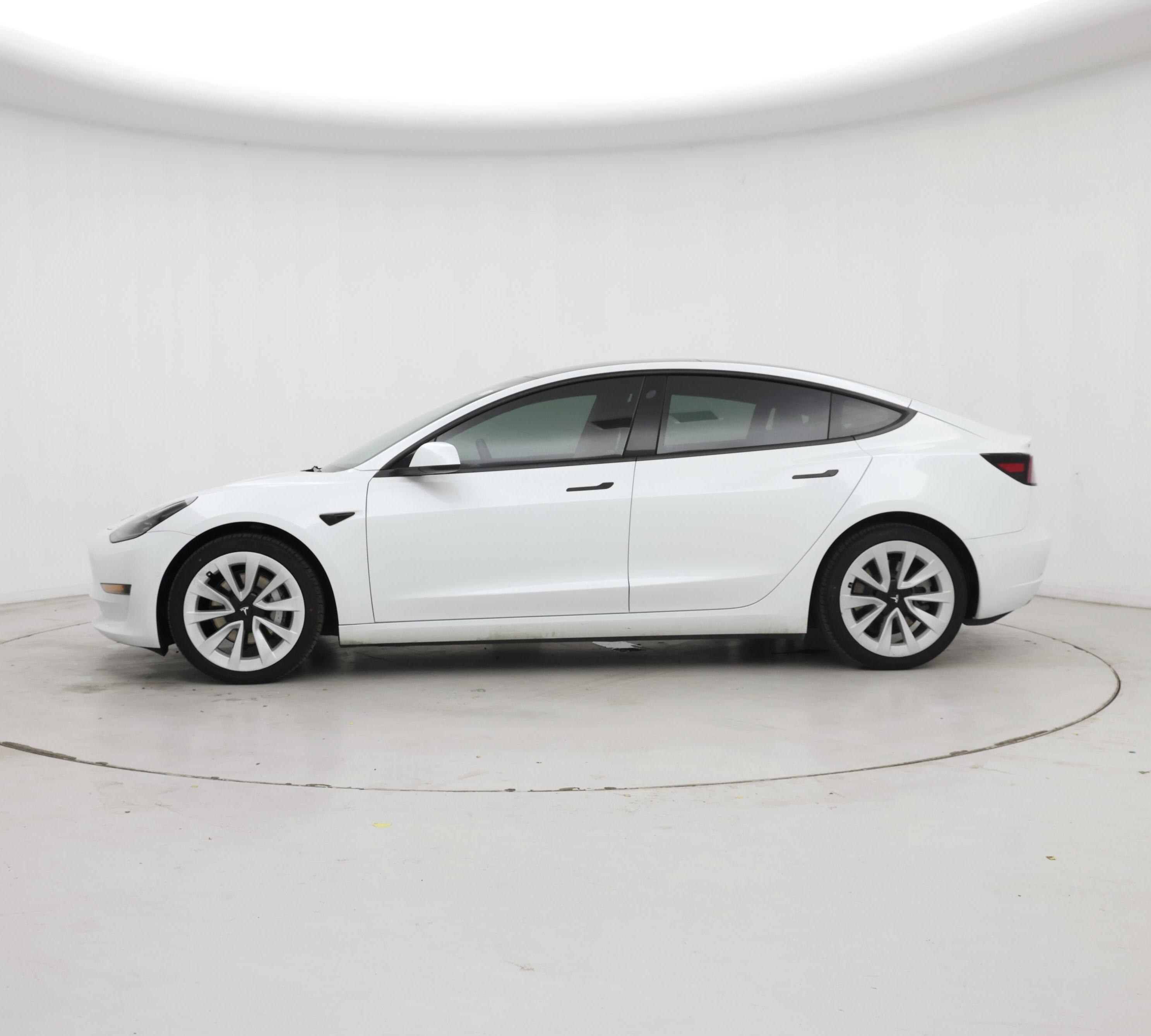 Thumbnail: 2022 Tesla Model 3 - 3