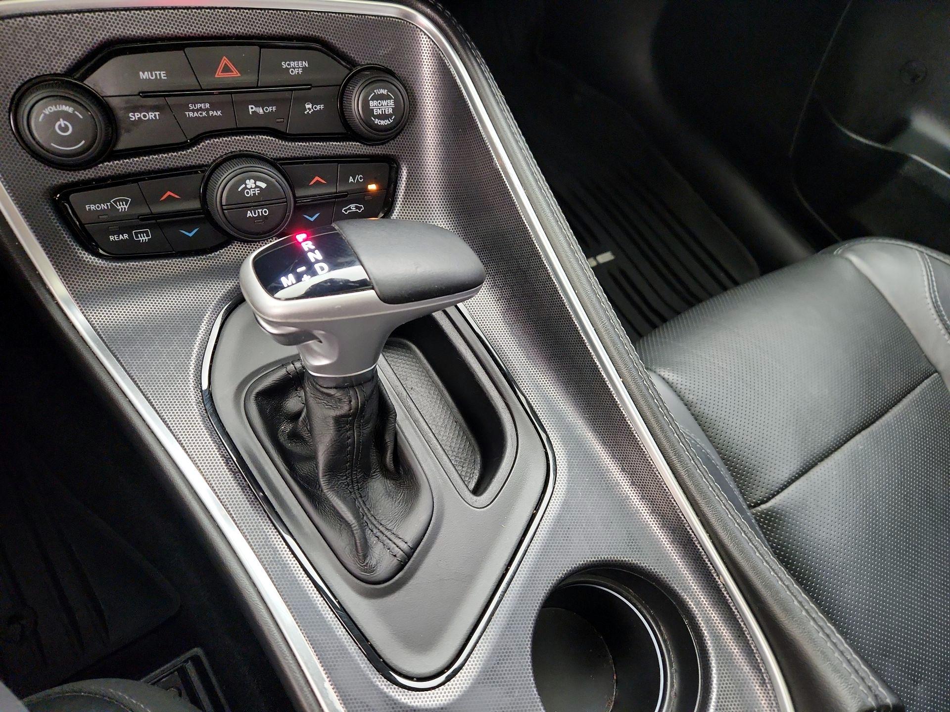 Thumbnail: 2018 Dodge Challenger - 17