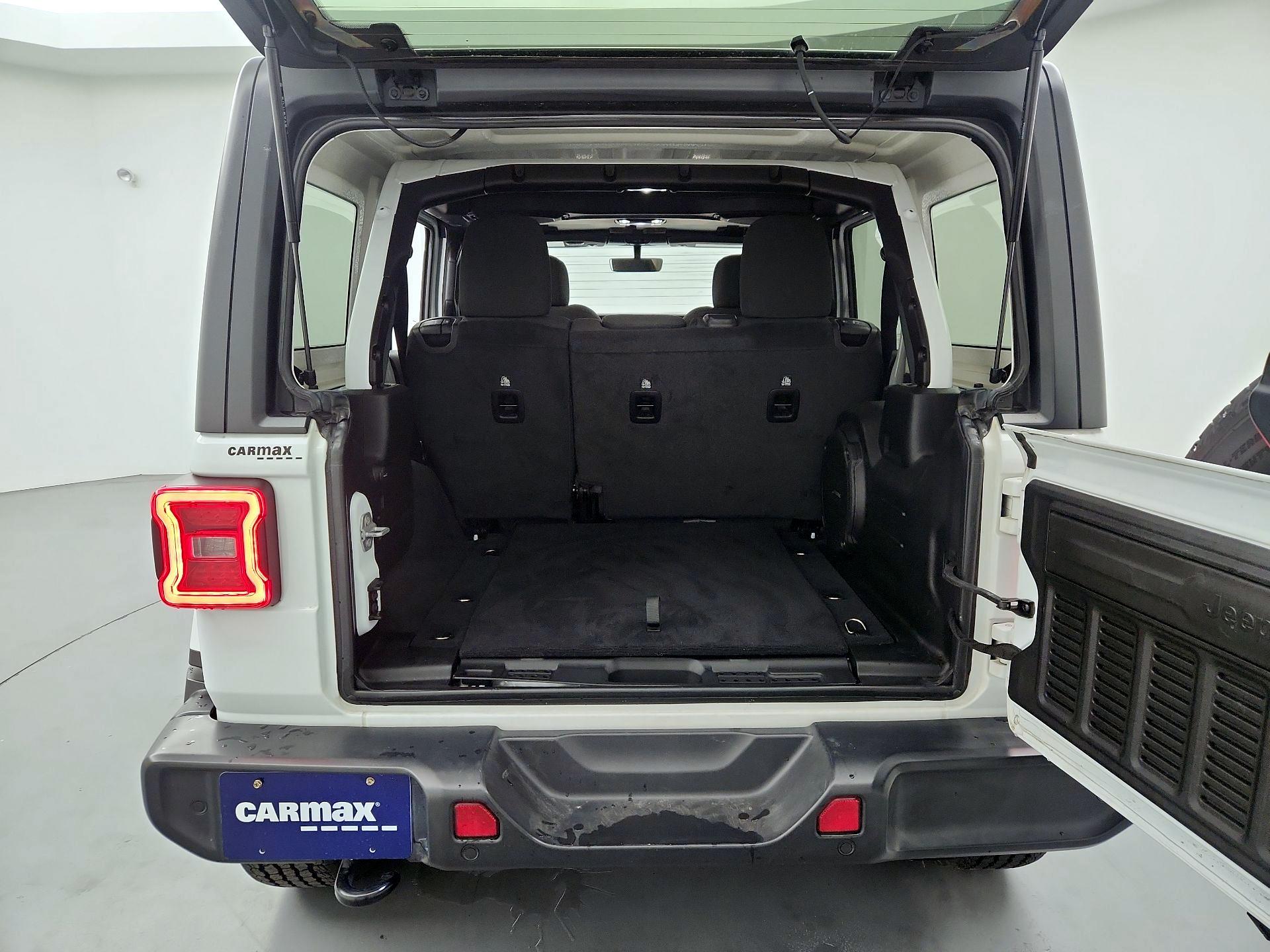 Thumbnail: 2019 Jeep Wrangler - 20