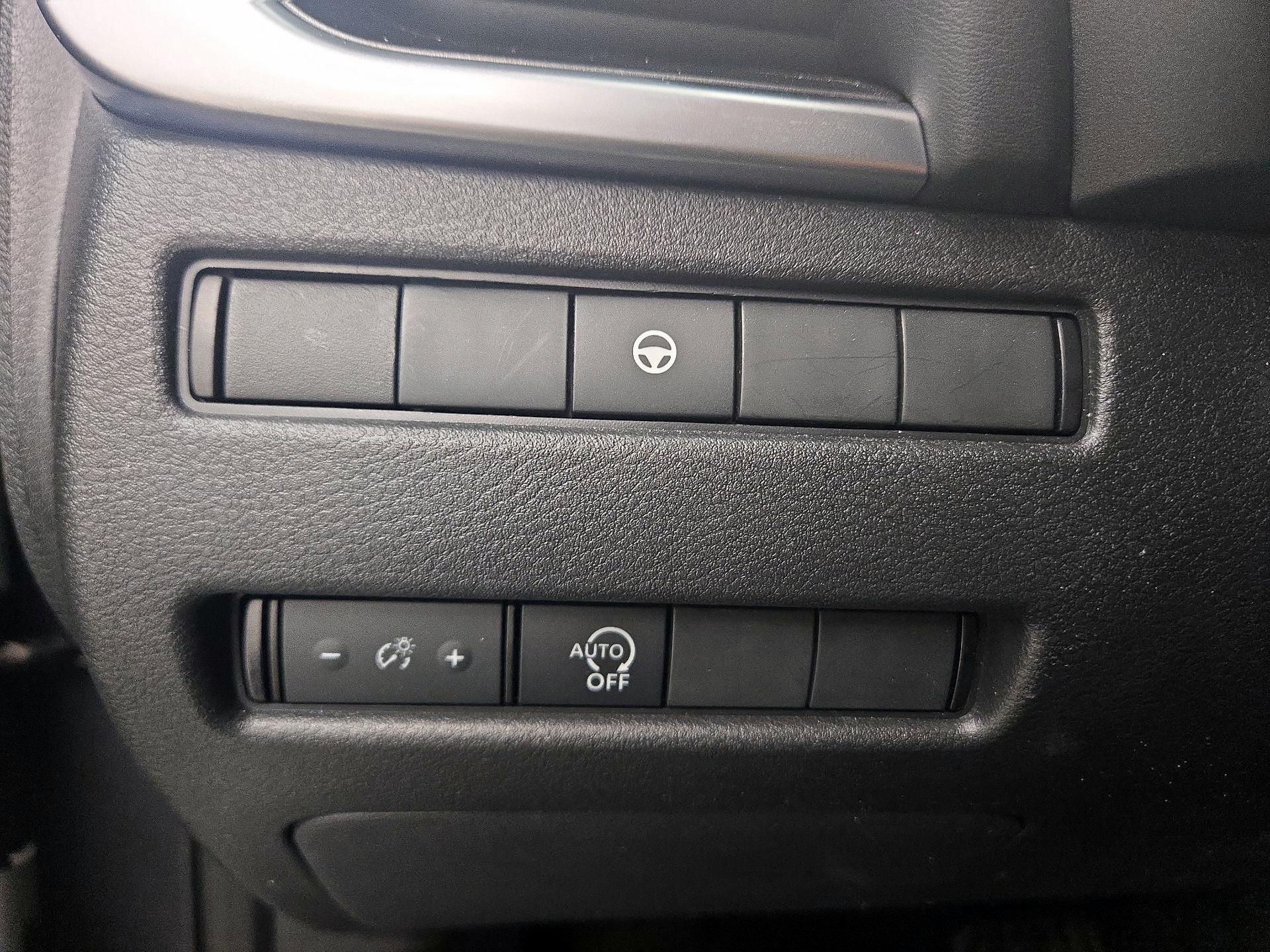 Thumbnail: 2023 Nissan Rogue - 13