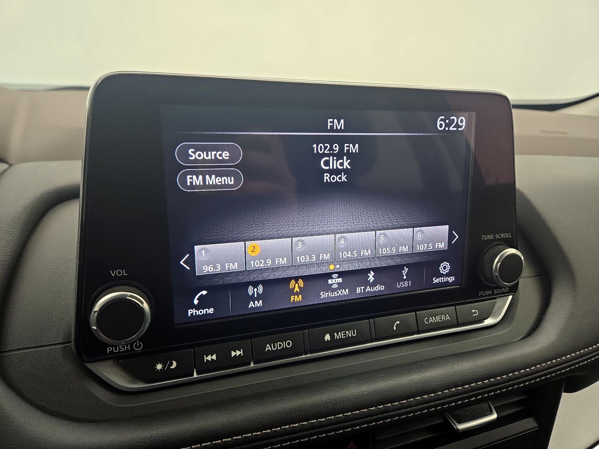 Thumbnail: 2023 Nissan Rogue - 15