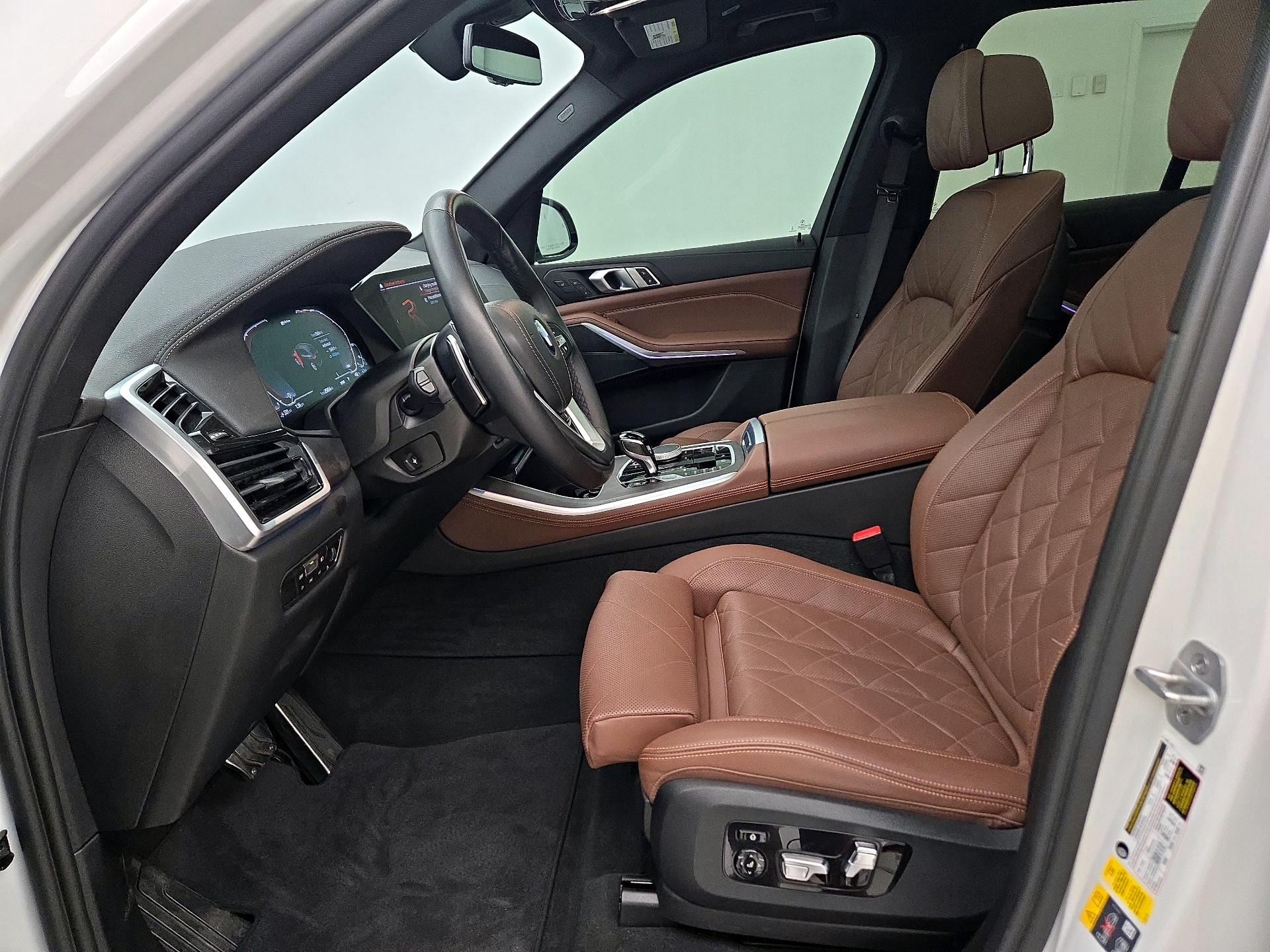Thumbnail: 2023 BMW X5 - 11