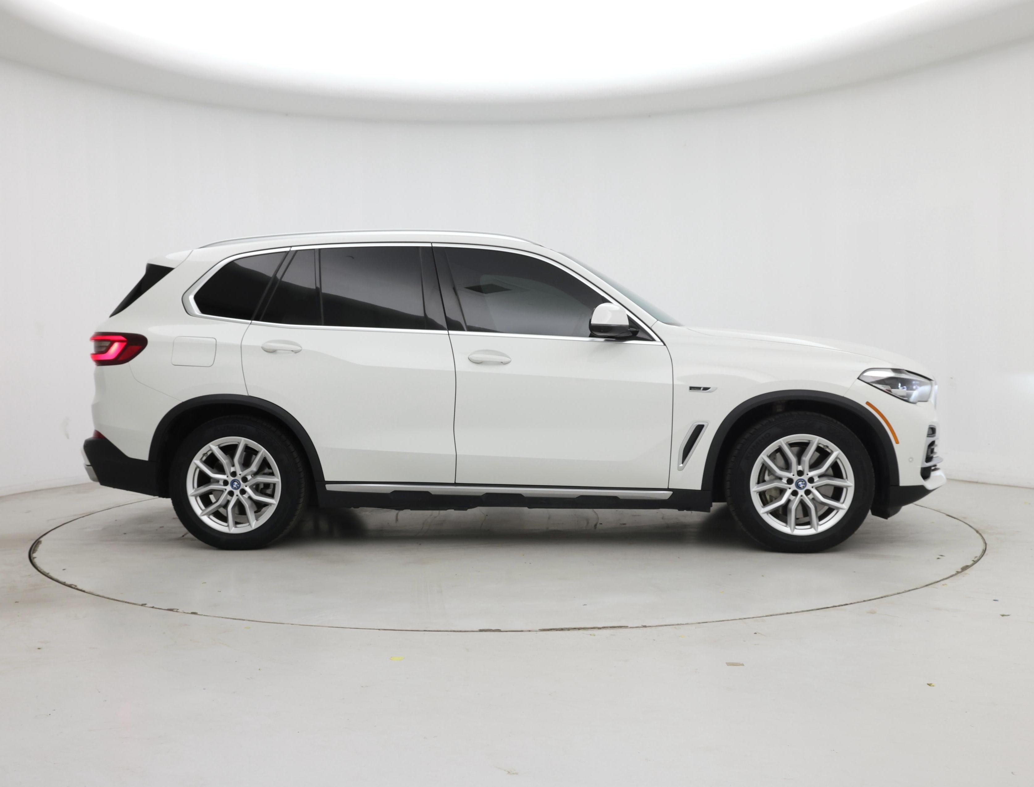 Thumbnail: 2023 BMW X5 - 7