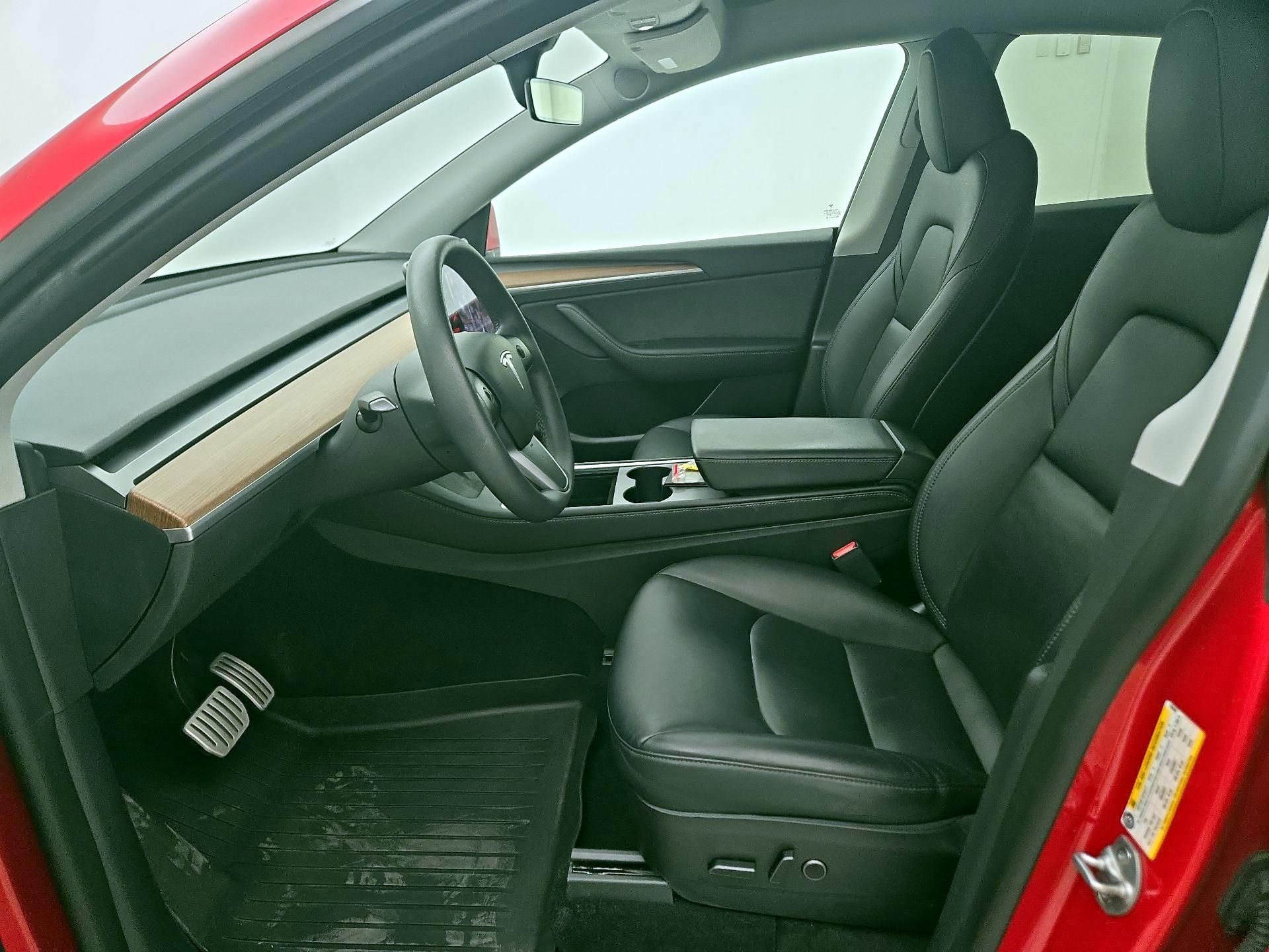 Thumbnail: 2023 Tesla Model Y - 11