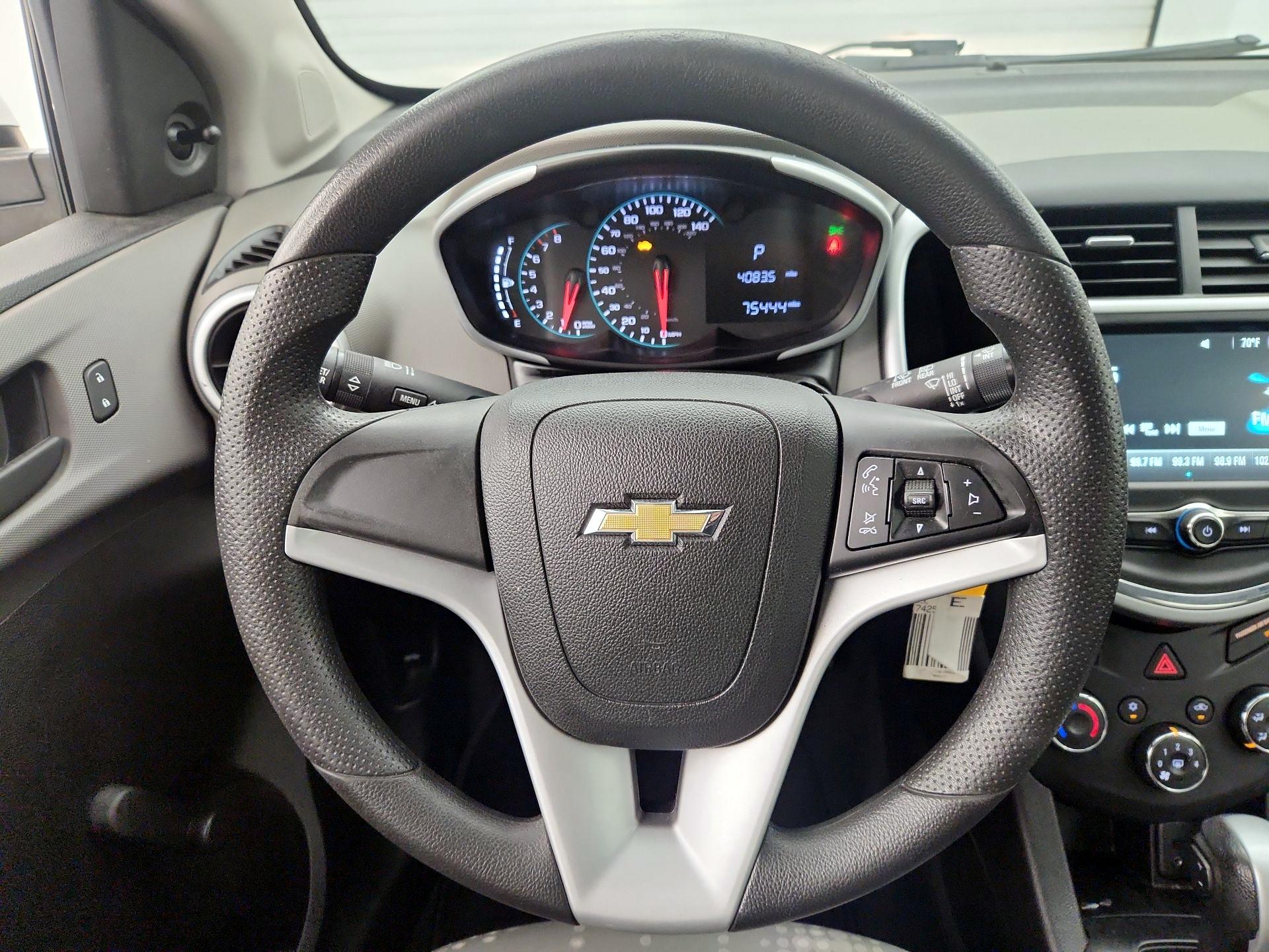 Thumbnail: 2017 Chevrolet Sonic - 10