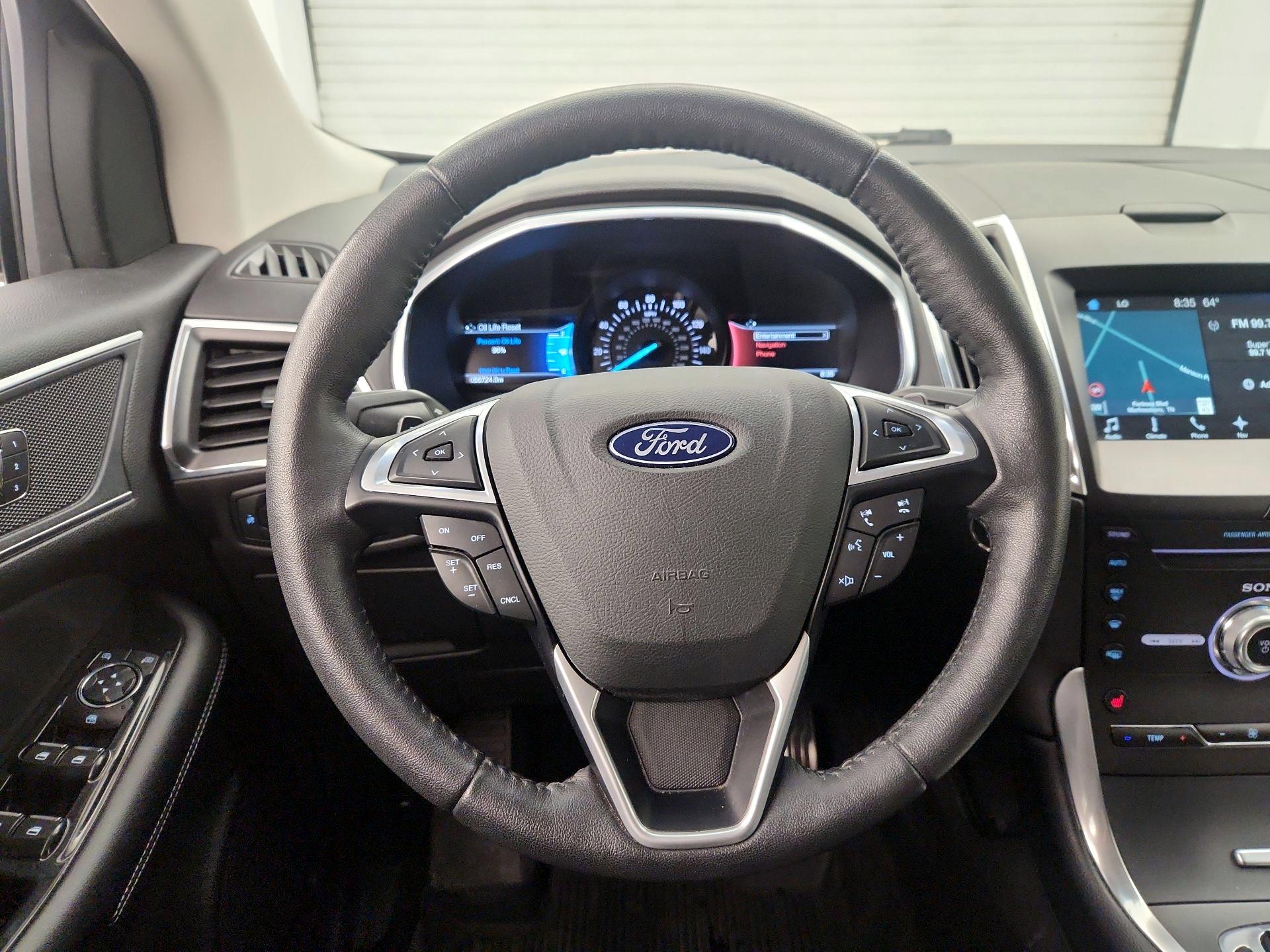 Thumbnail: 2018 Ford Edge - 10