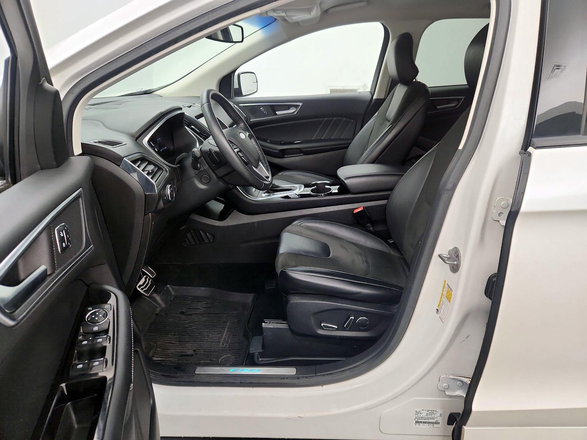 Thumbnail: 2018 Ford Edge - 11