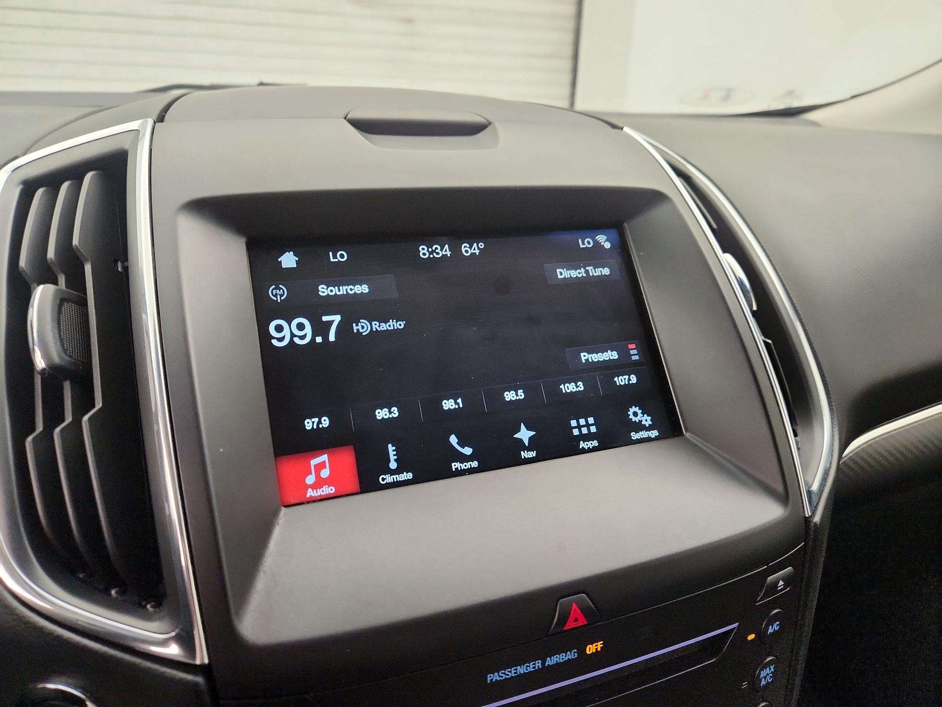 Thumbnail: 2018 Ford Edge - 16