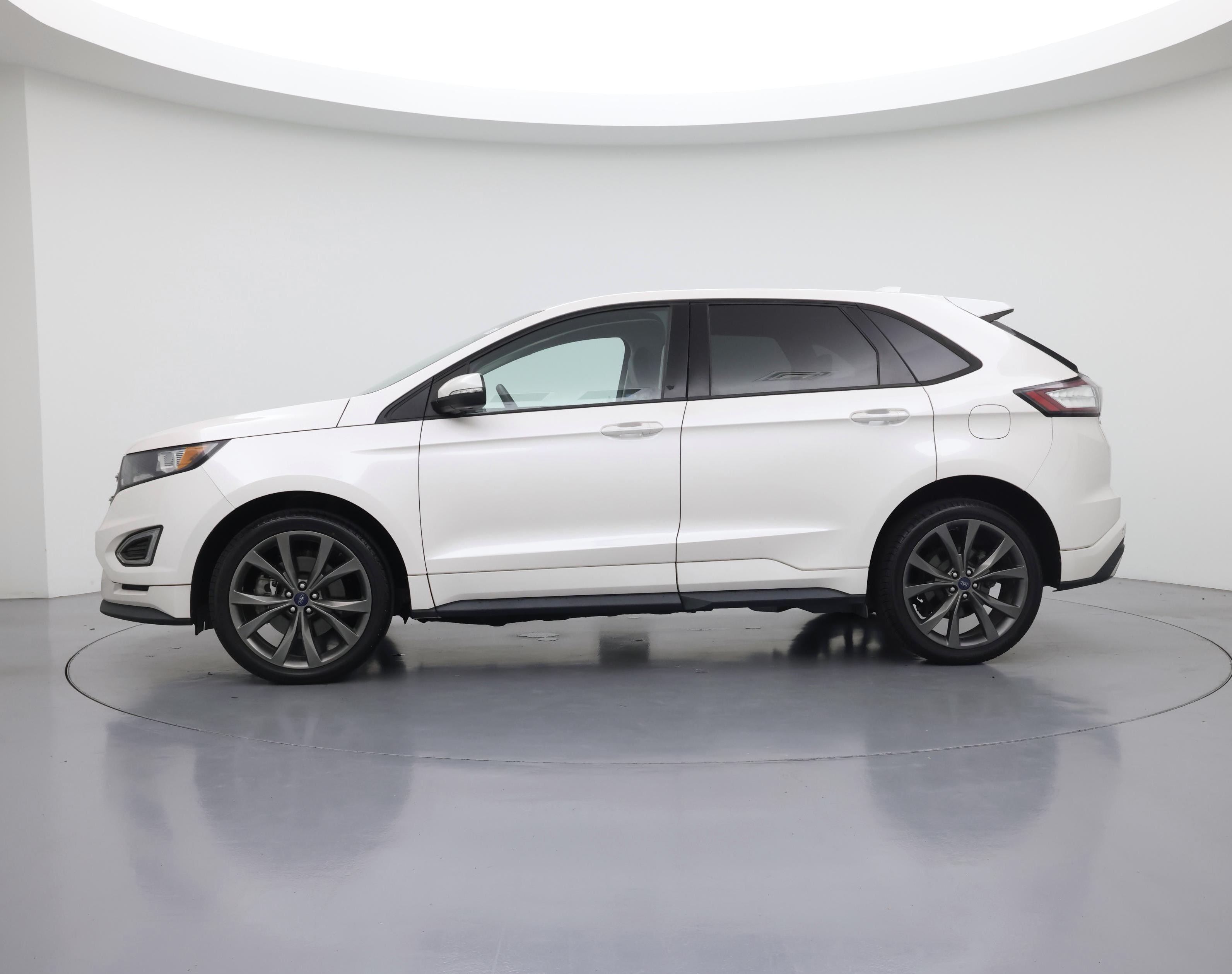 Thumbnail: 2018 Ford Edge - 3