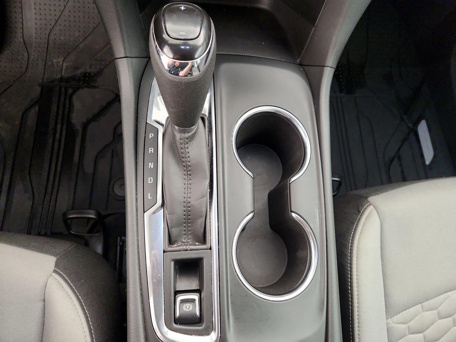 Thumbnail: 2021 Chevrolet Equinox - 17