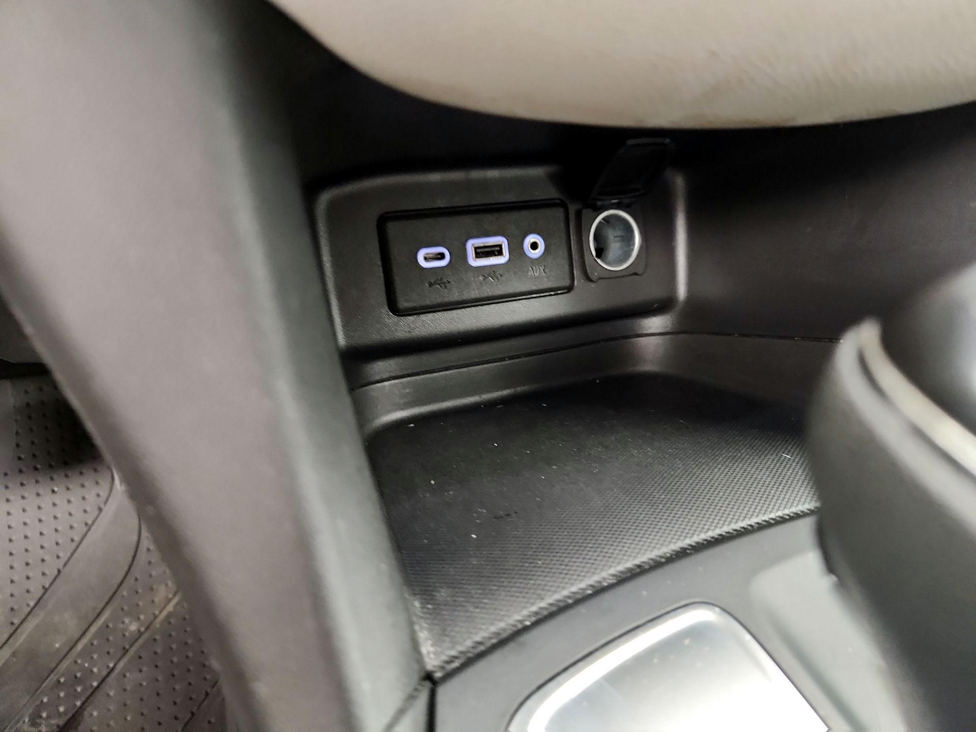 Thumbnail: 2021 Chevrolet Equinox - 18