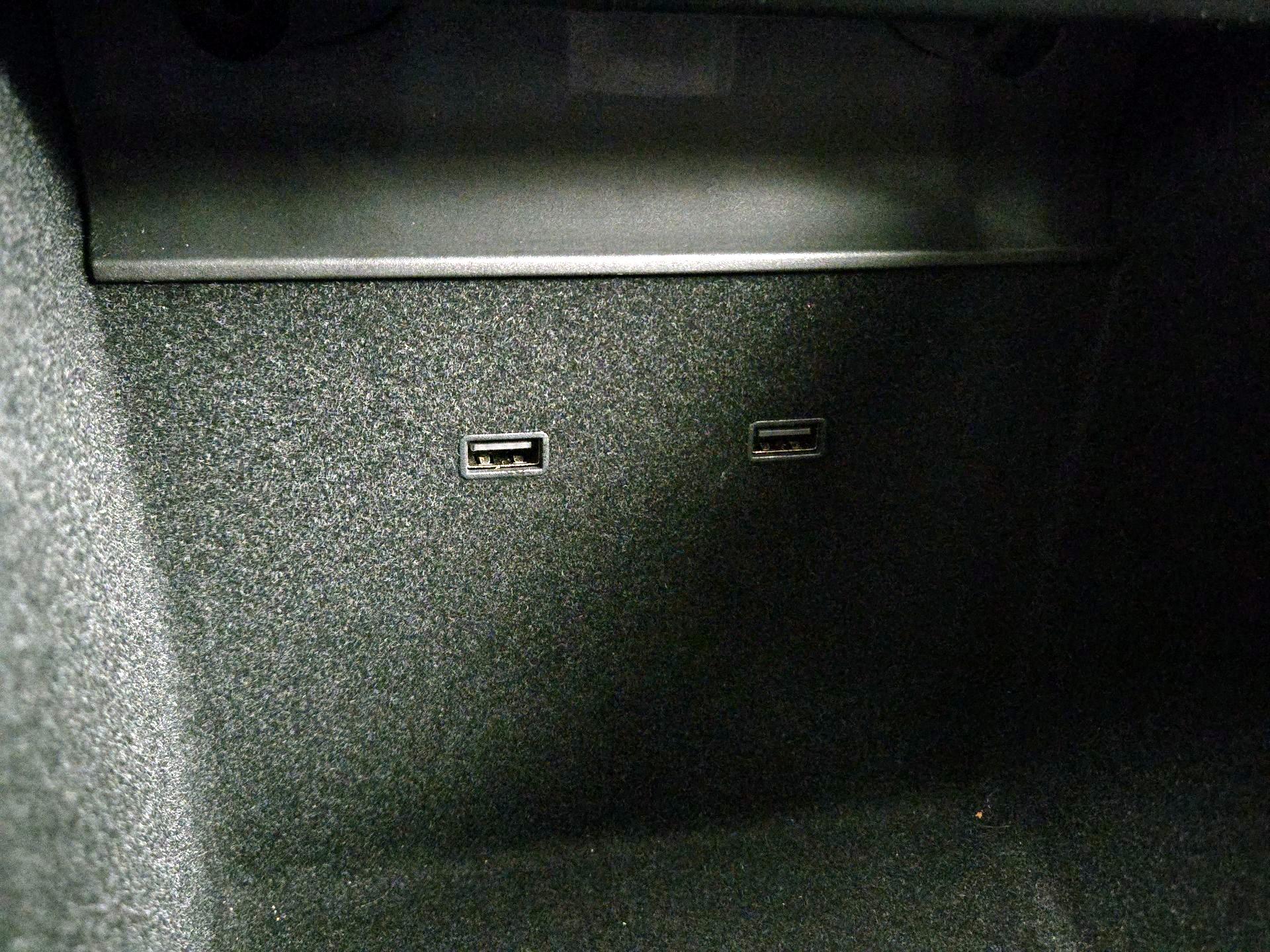 Thumbnail: 2020 Tesla Model 3 - 18