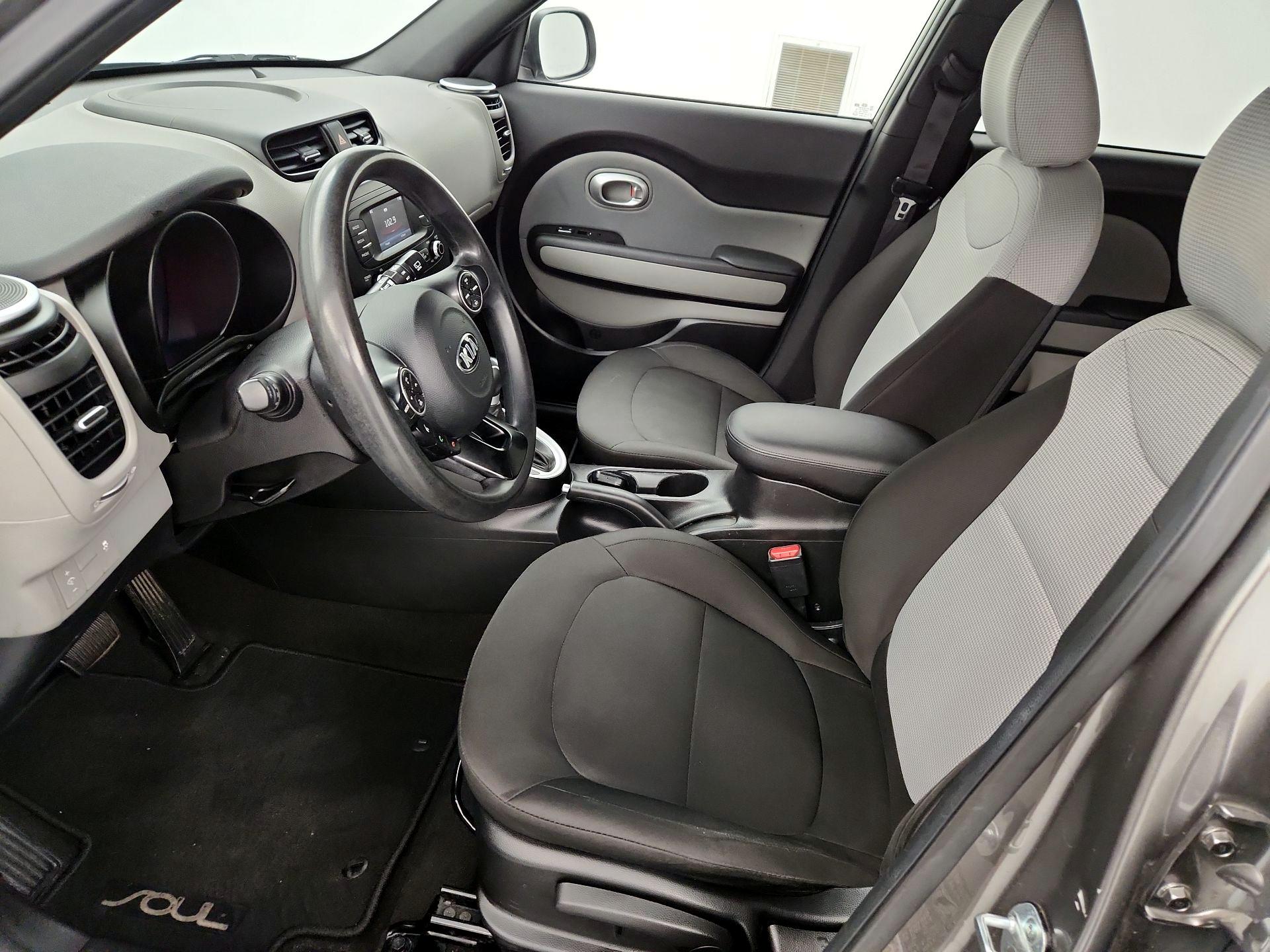 Thumbnail: 2016 Kia Soul - 11