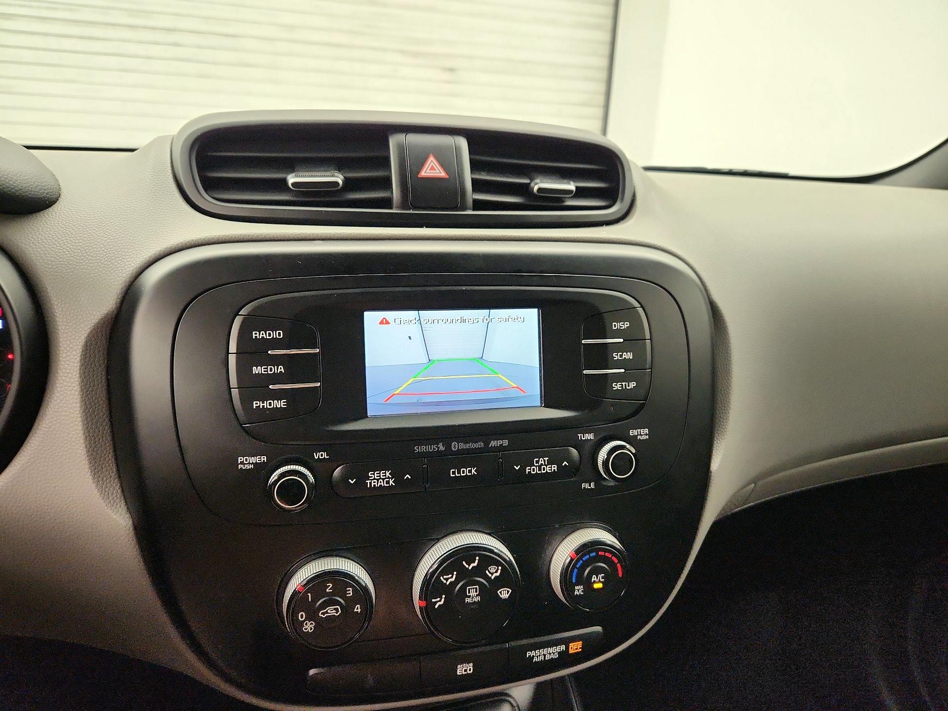 Thumbnail: 2016 Kia Soul - 14