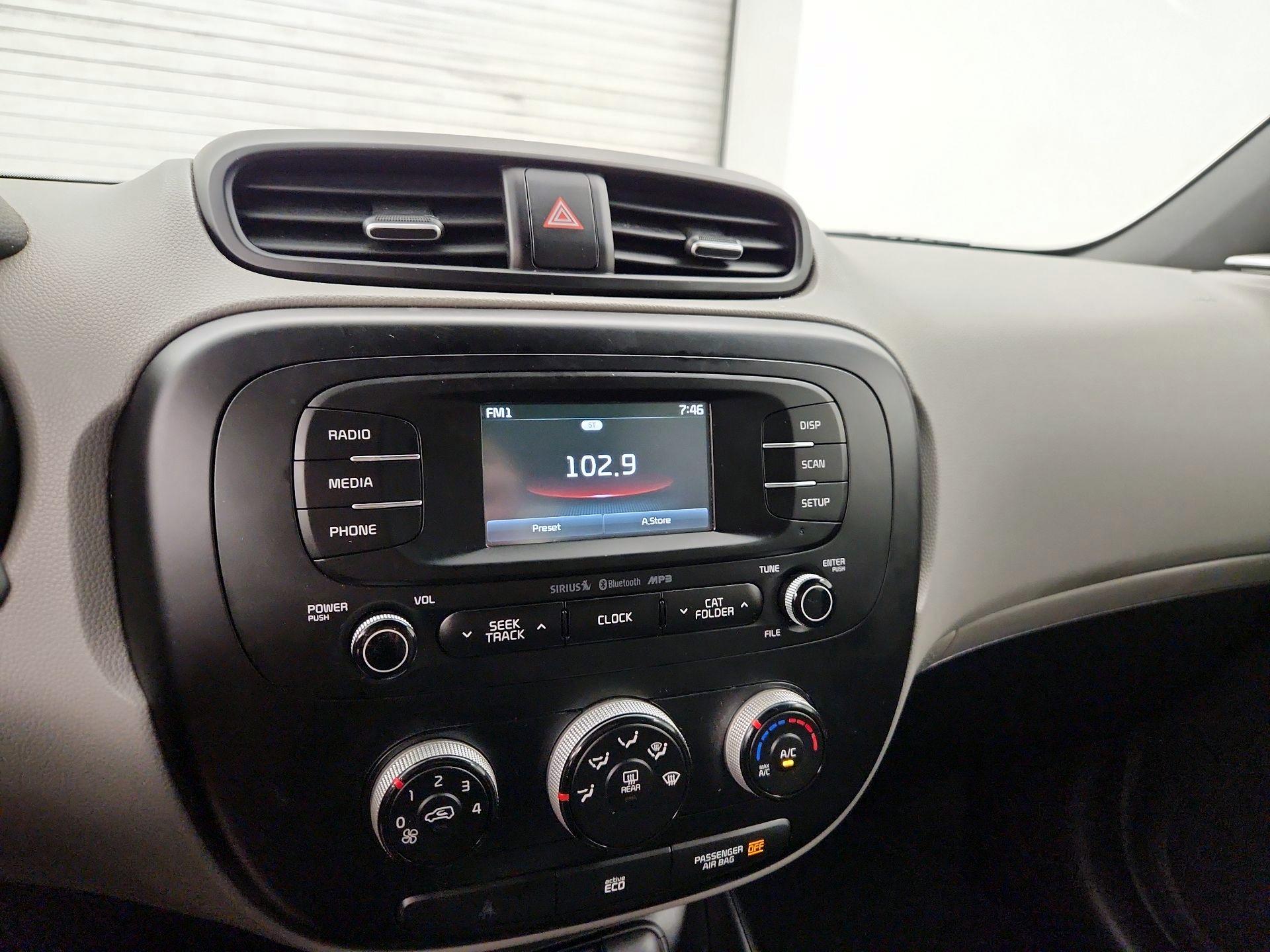 Thumbnail: 2016 Kia Soul - 15