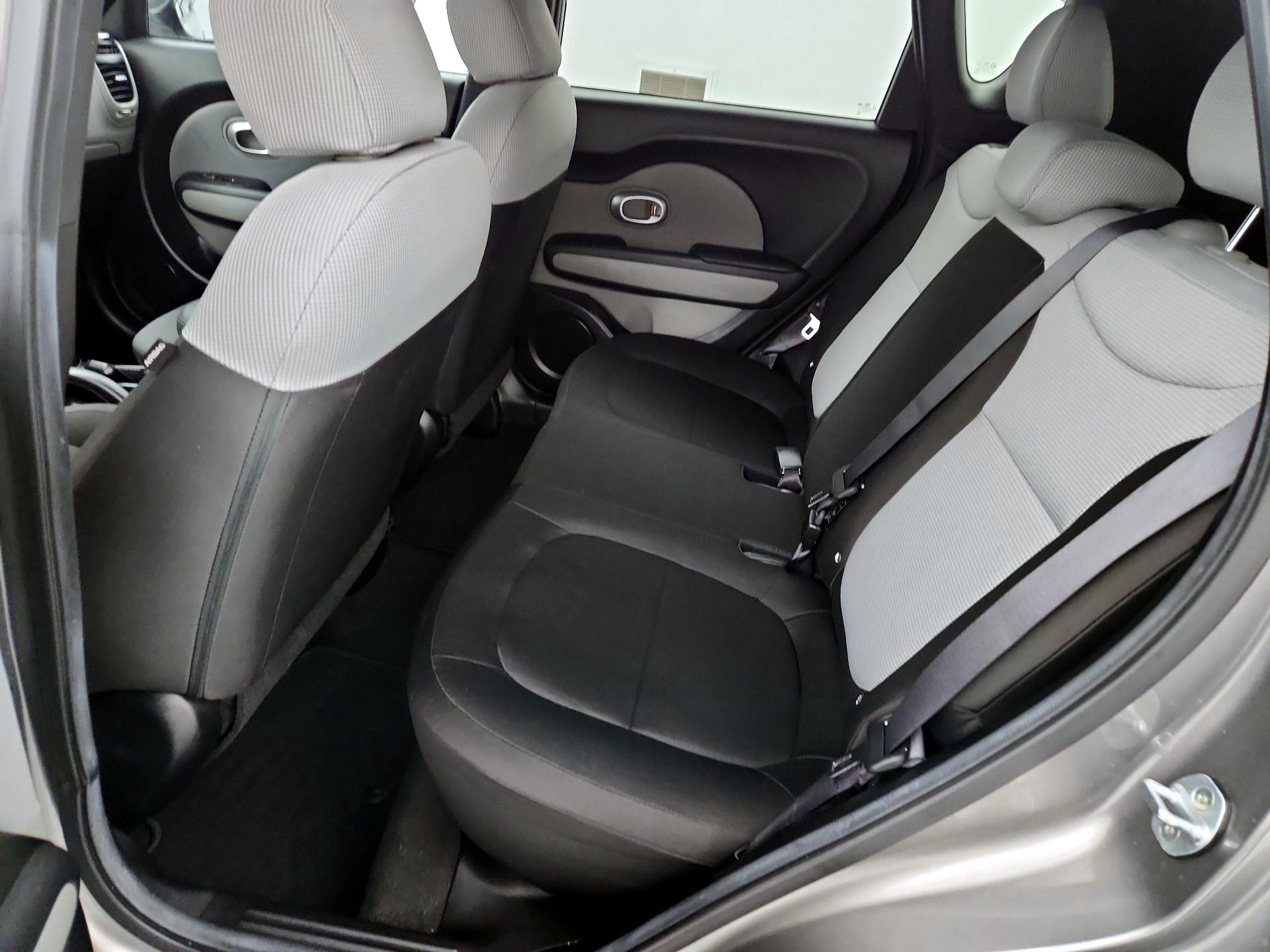 Thumbnail: 2016 Kia Soul - 19