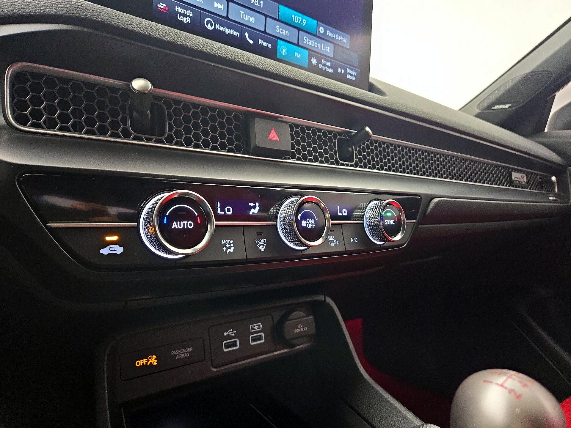 Thumbnail: 2024 Honda Civic - 17