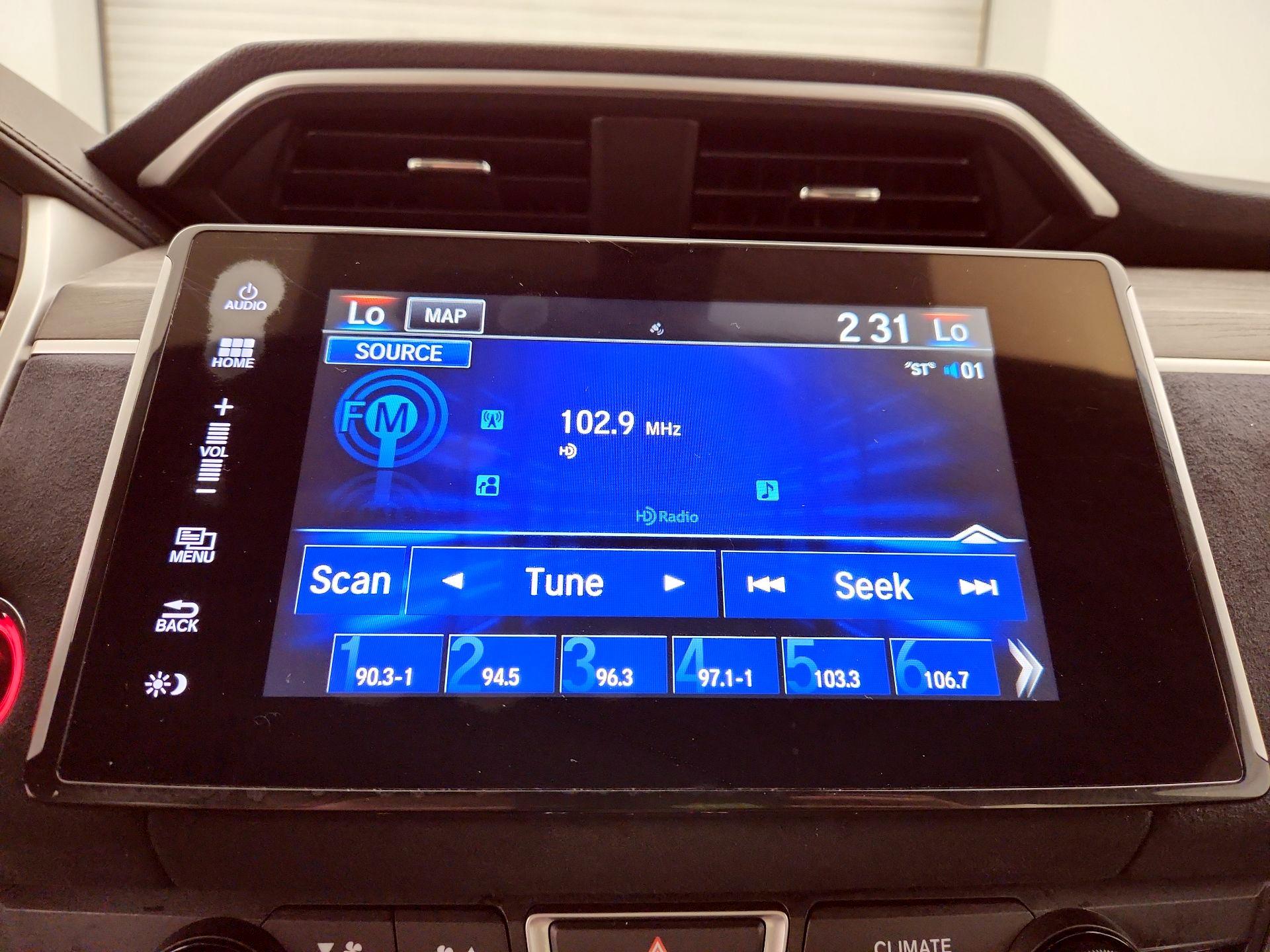 Thumbnail: 2018 Honda Clarity - 15