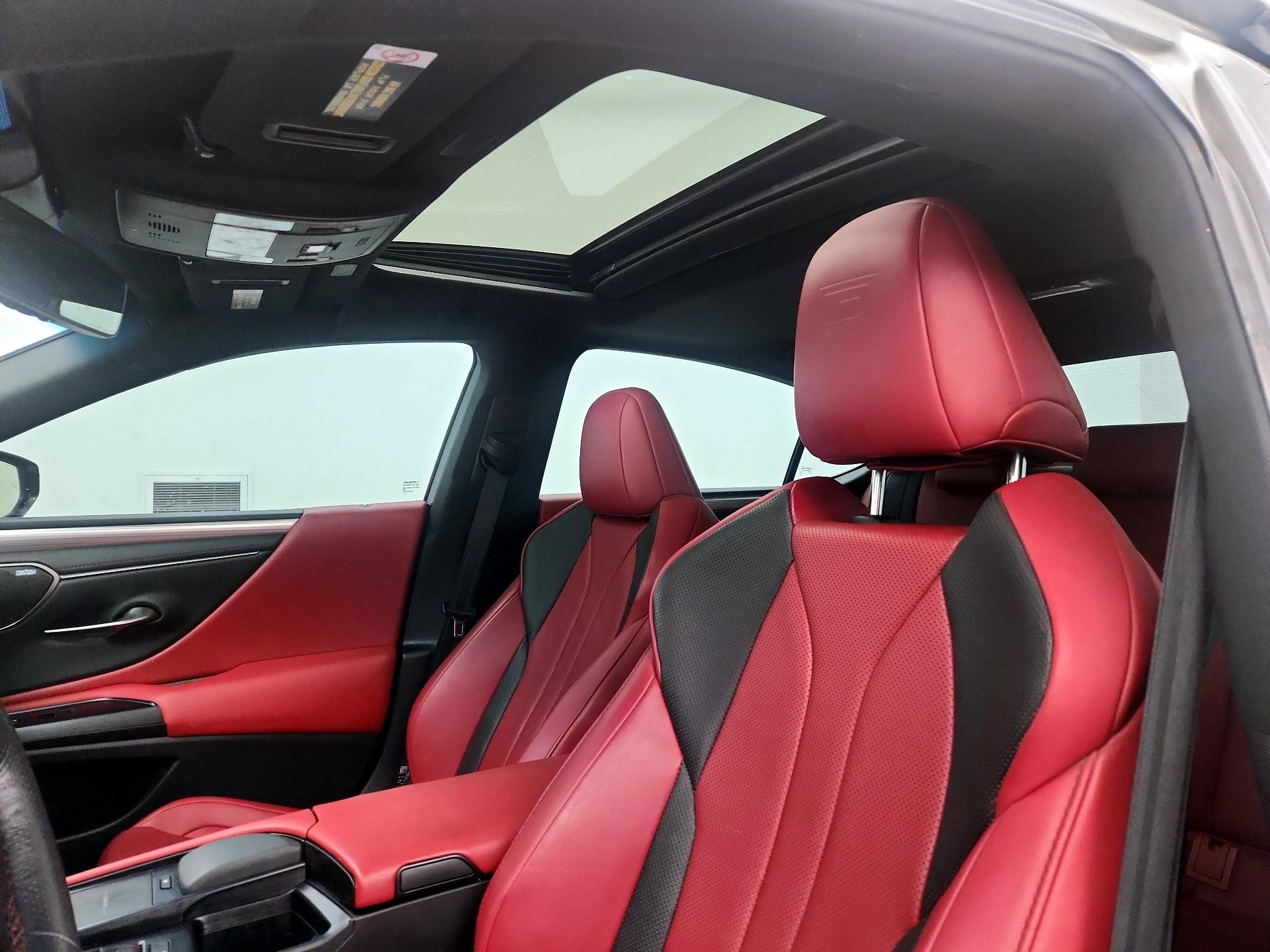 Thumbnail: 2020 Lexus ES - 20