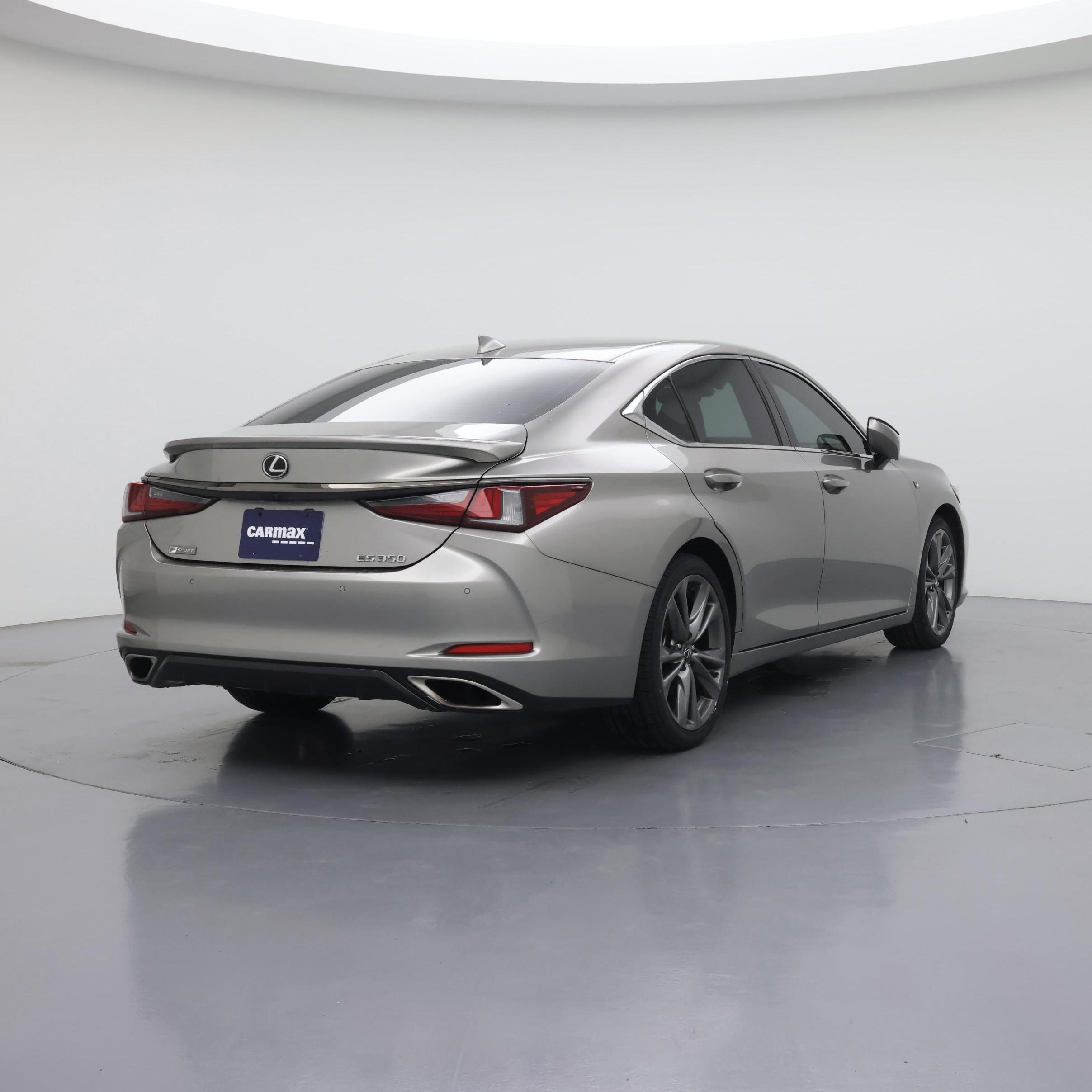 Thumbnail: 2020 Lexus ES - 8