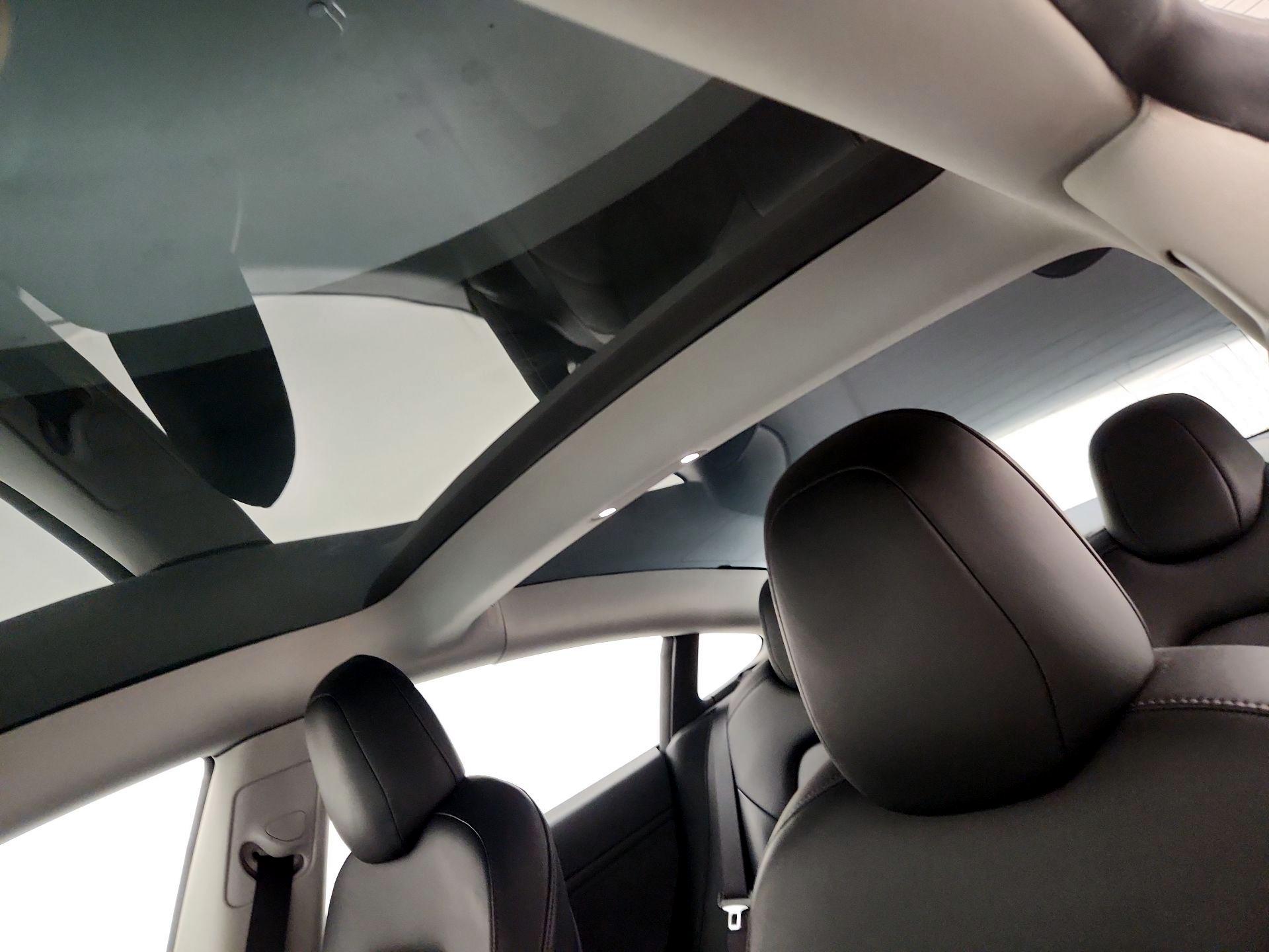 Thumbnail: 2022 Tesla Model 3 - 18