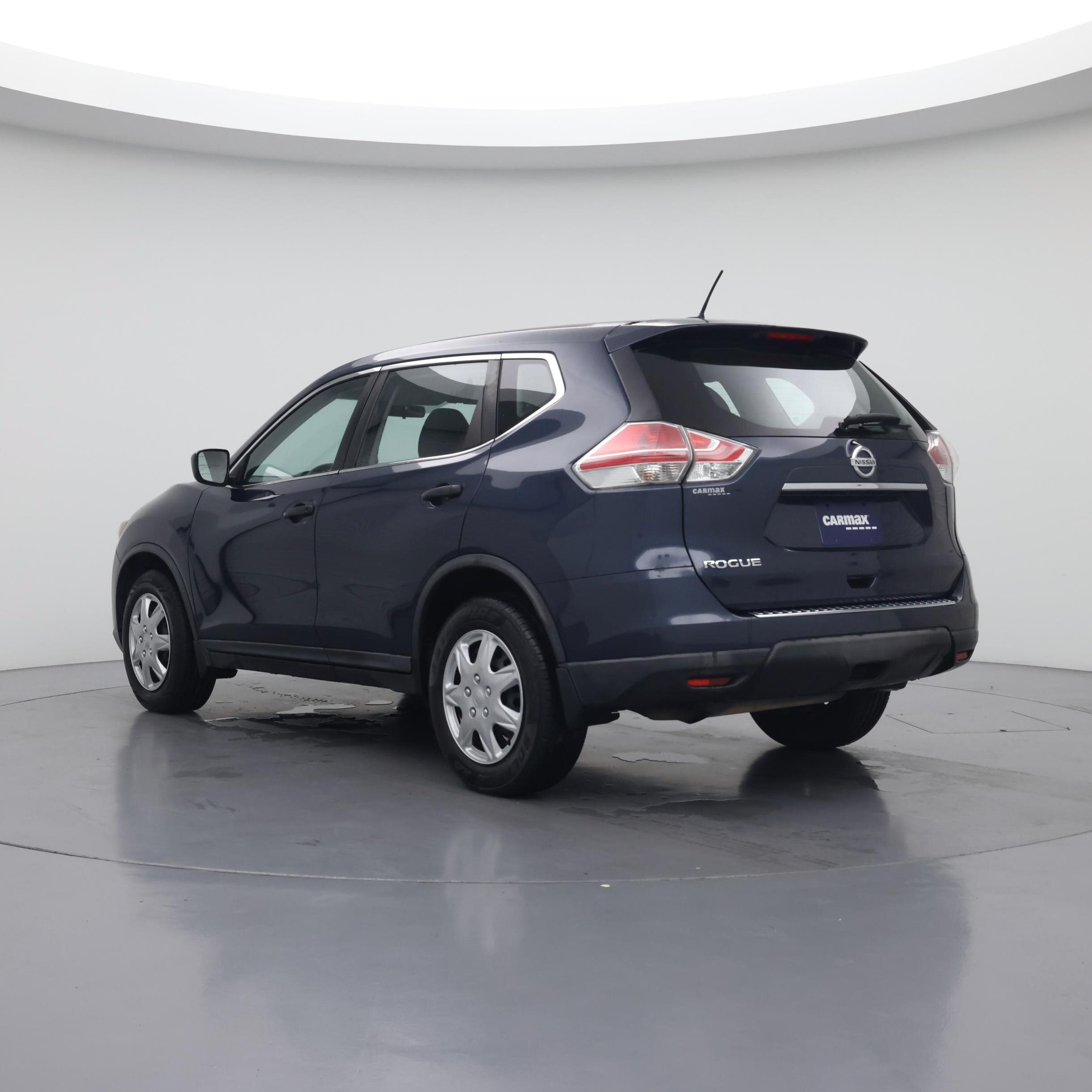 Thumbnail: 2016 Nissan Rogue - 2