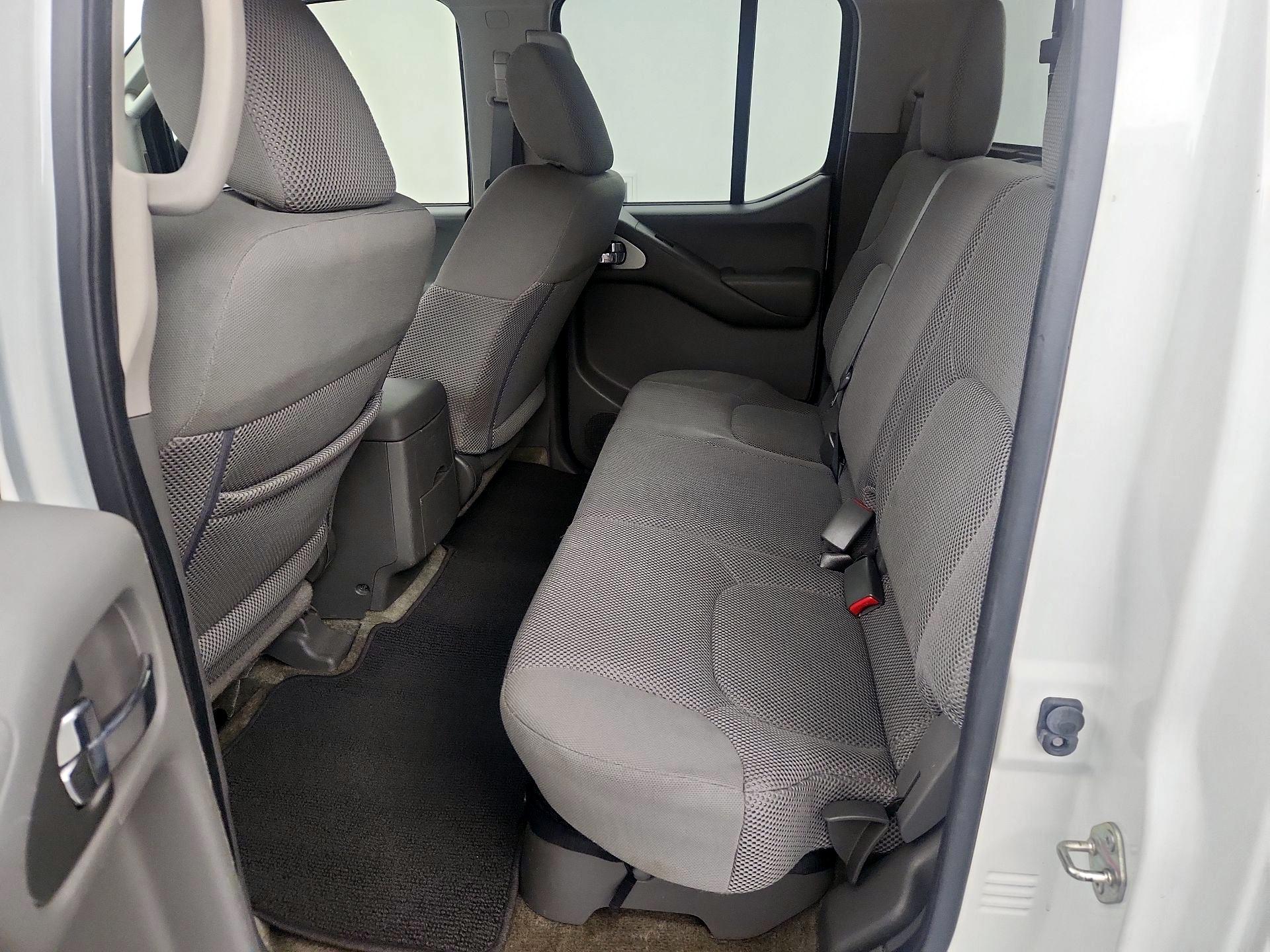 Thumbnail: 2017 Nissan Frontier - 18