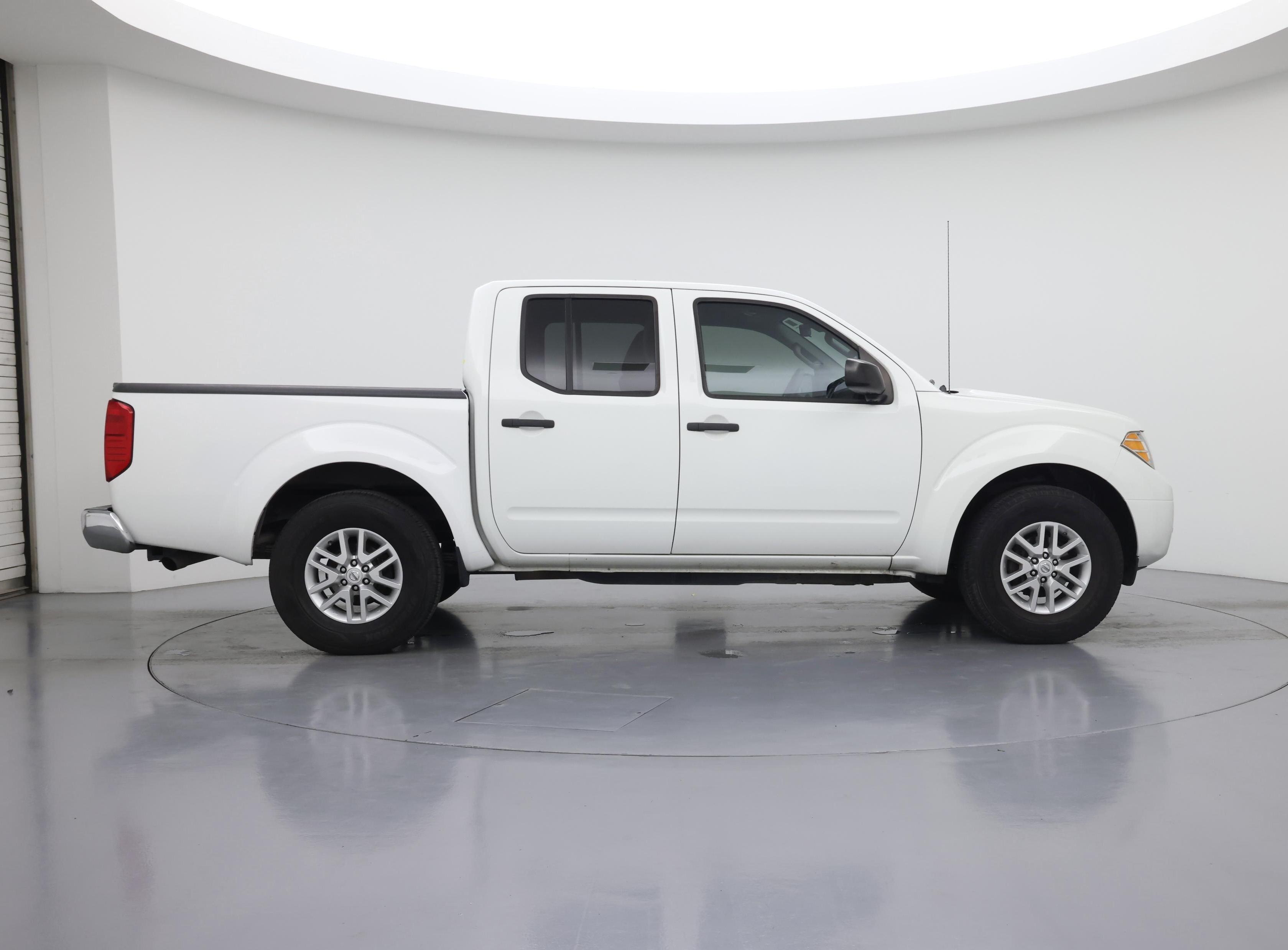 Thumbnail: 2017 Nissan Frontier - 7