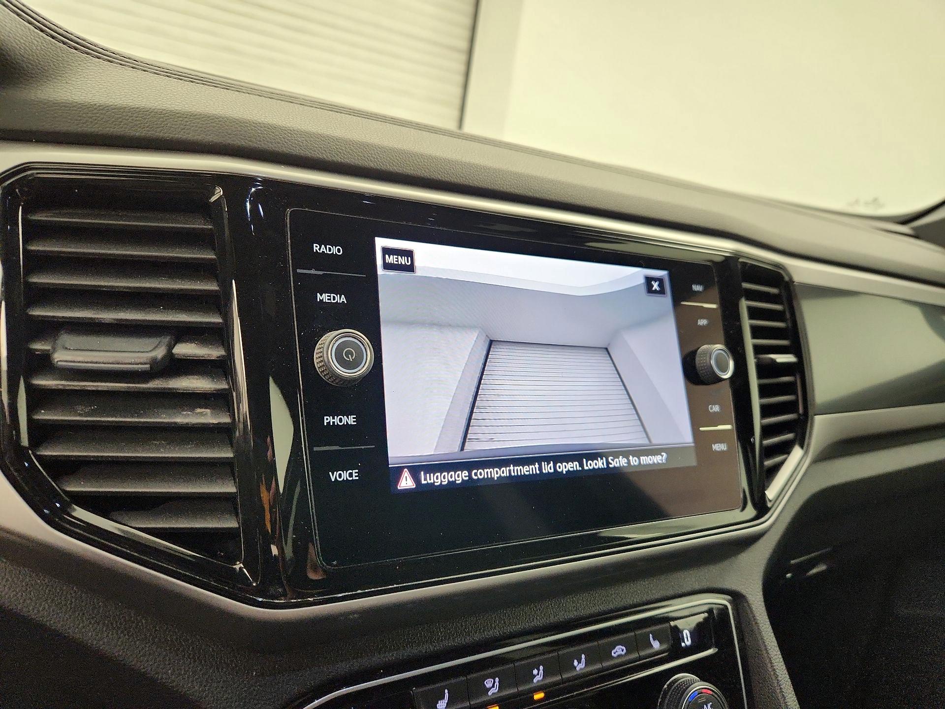 Thumbnail: 2020 Volkswagen Atlas - 14