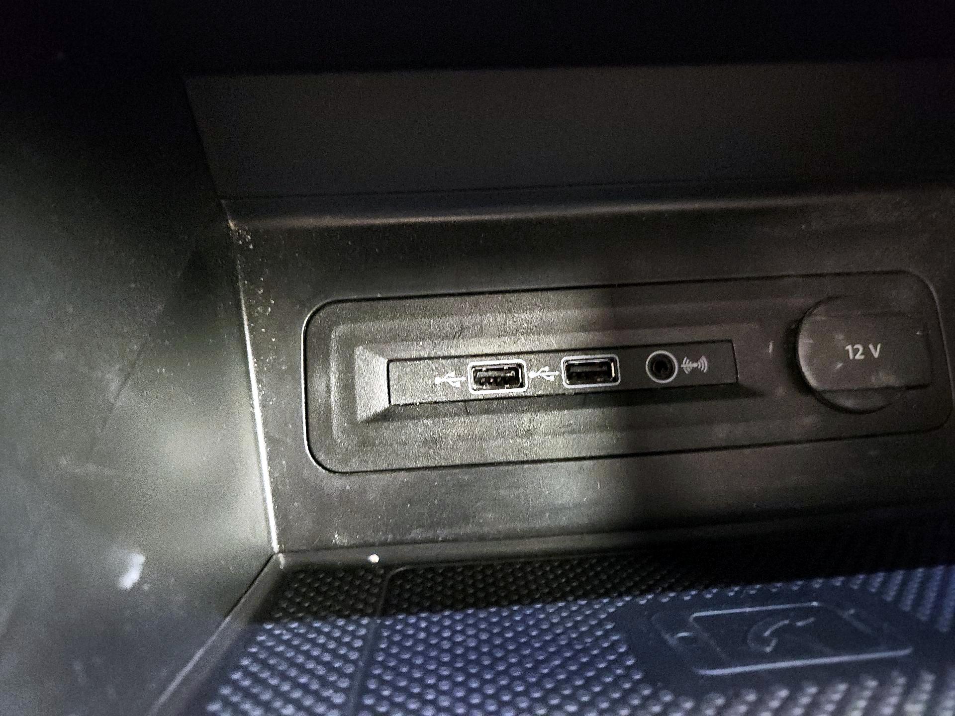 Thumbnail: 2020 Volkswagen Atlas - 18