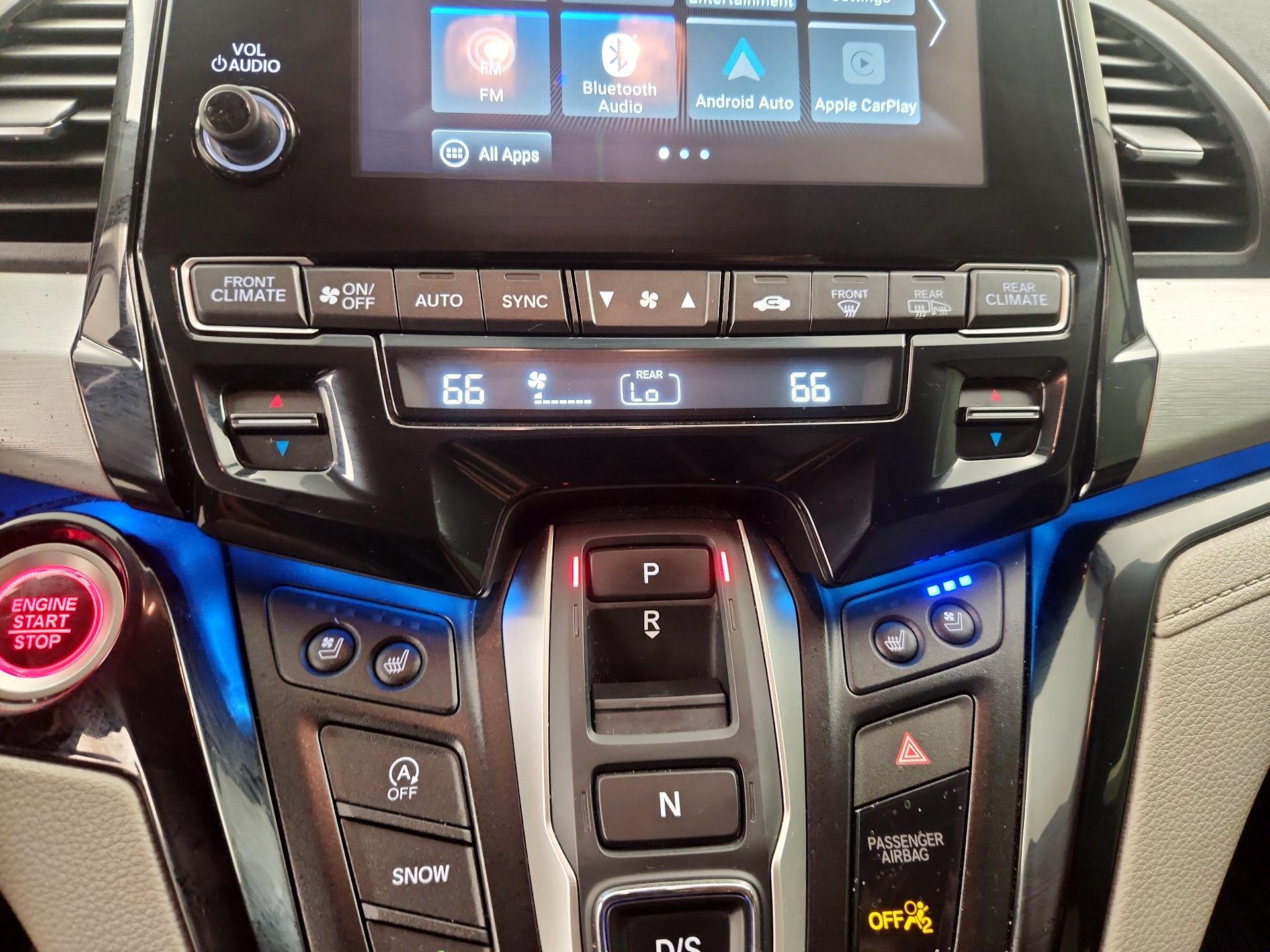 Thumbnail: 2020 Honda Odyssey - 17