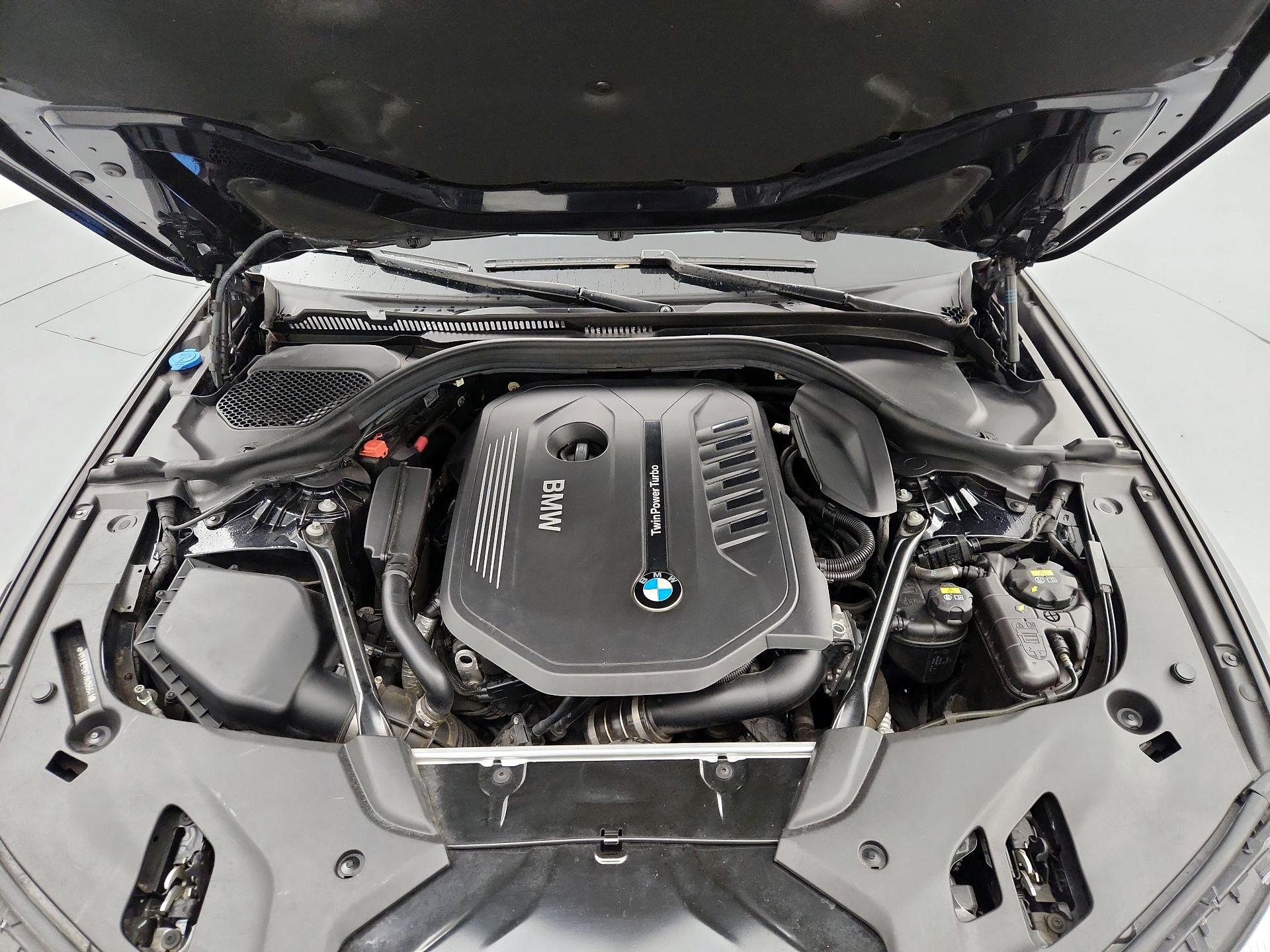 Thumbnail: 2018 BMW 5 Series - 20