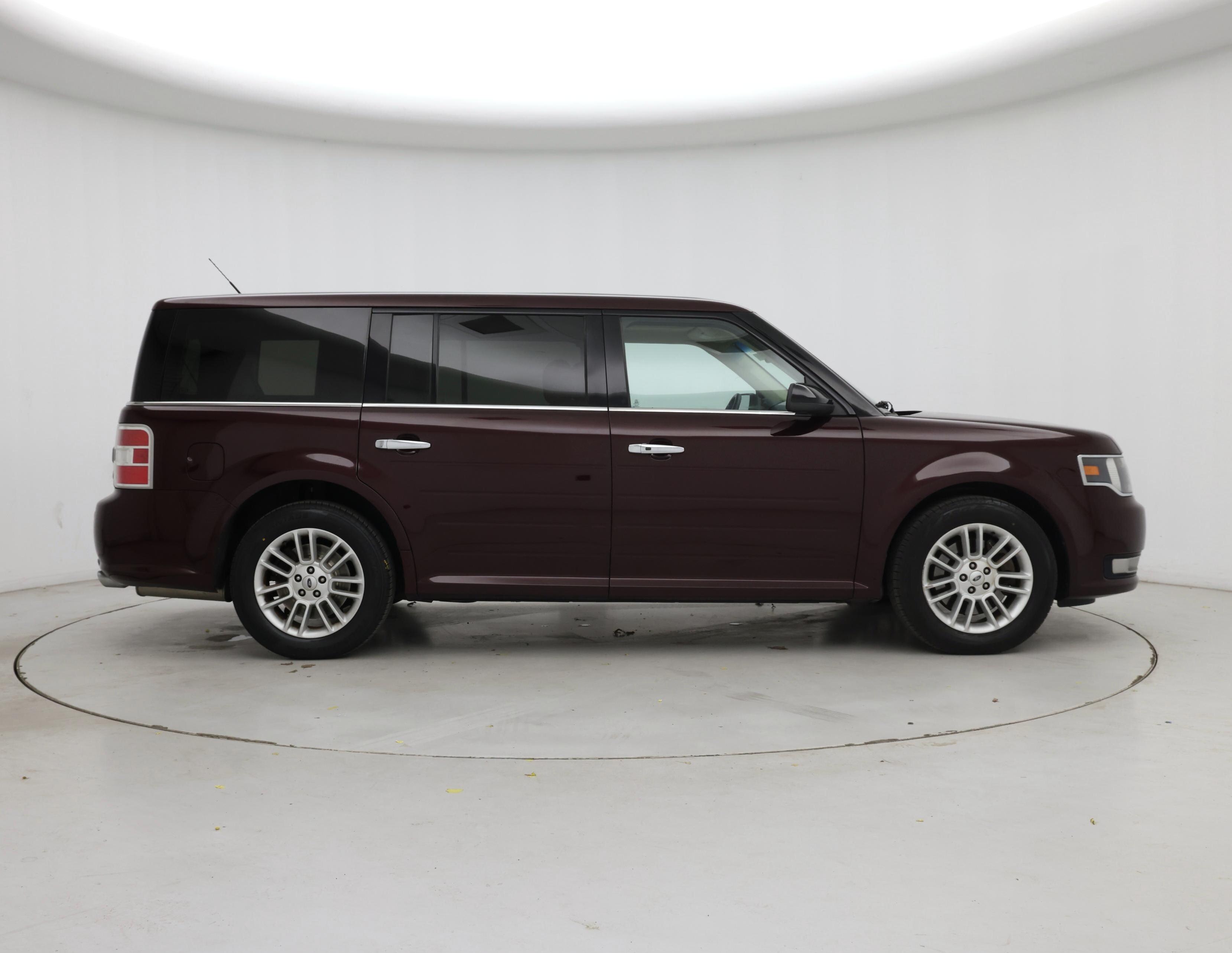 Thumbnail: 2018 Ford Flex - 7
