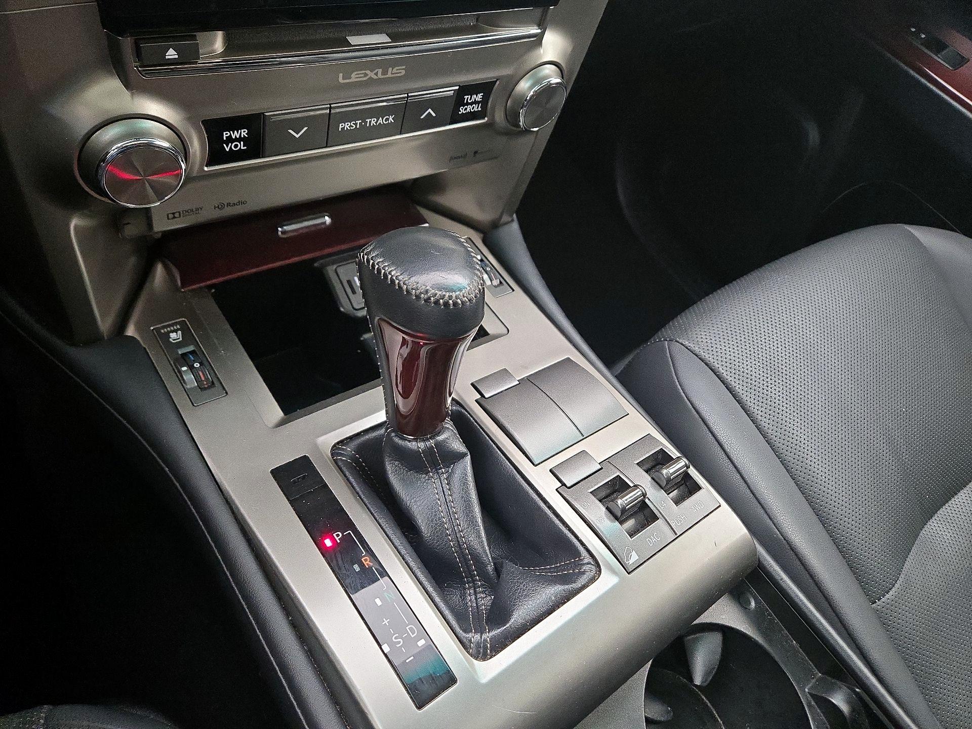 Thumbnail: 2019 Lexus GX - 18