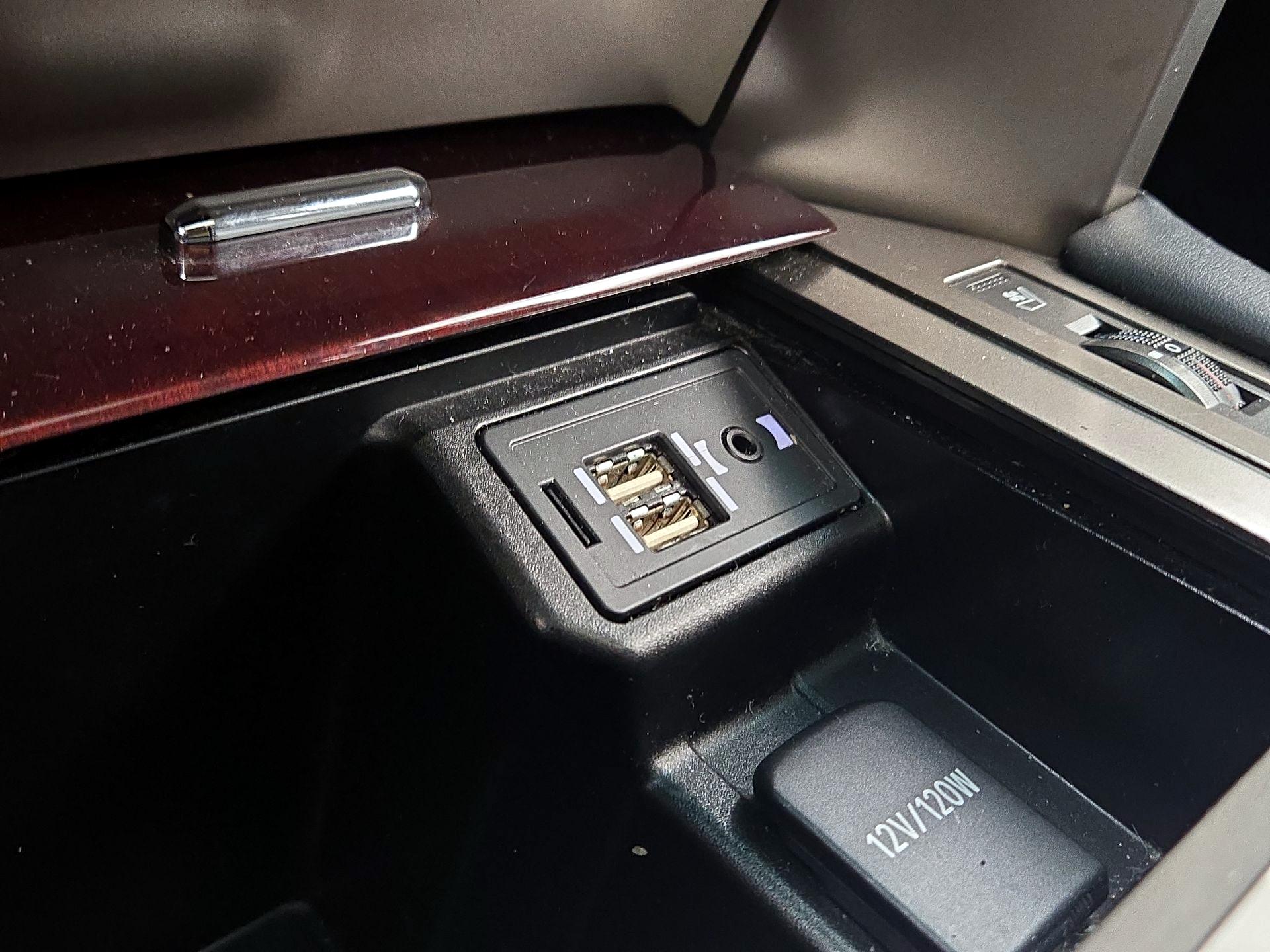 Thumbnail: 2019 Lexus GX - 19