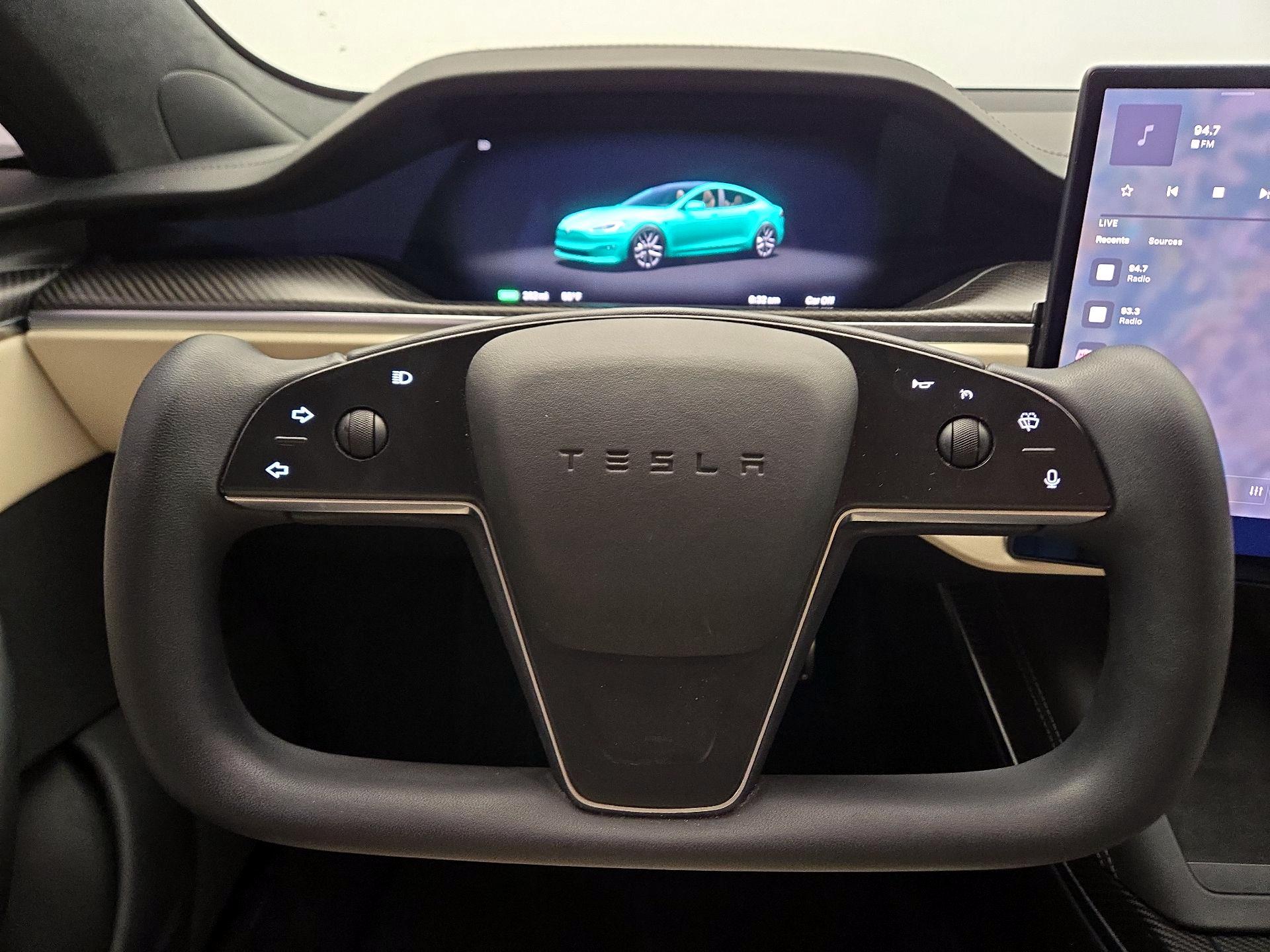 Thumbnail: 2022 Tesla Model S - 10