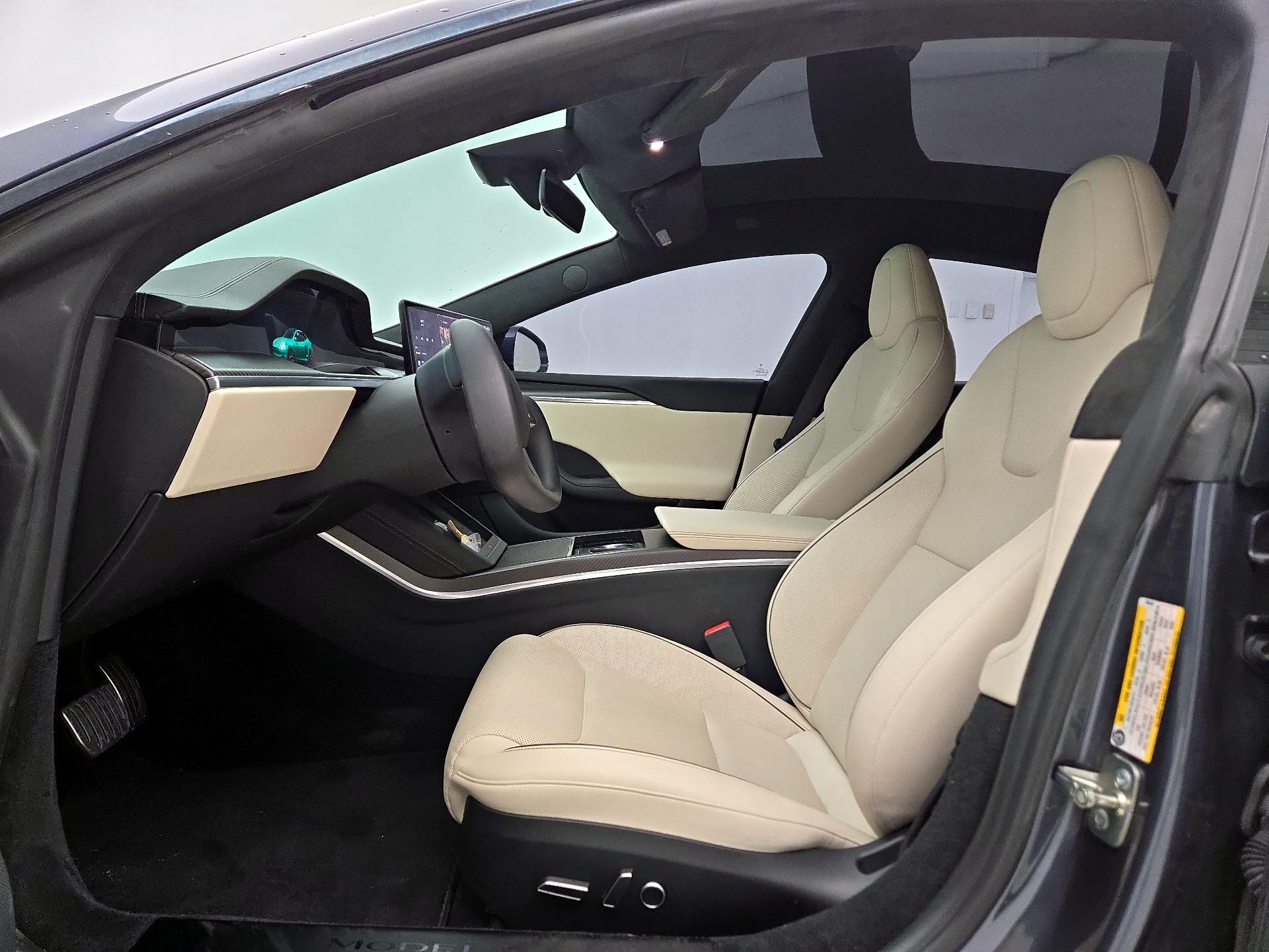 Thumbnail: 2022 Tesla Model S - 11