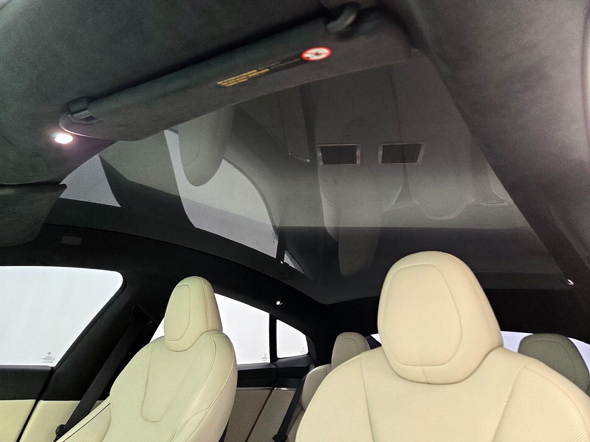 Thumbnail: 2022 Tesla Model S - 18