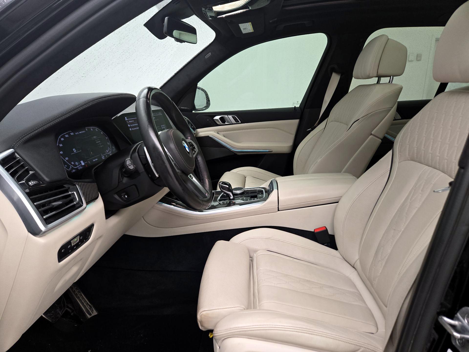 Thumbnail: 2021 BMW X5 - 11