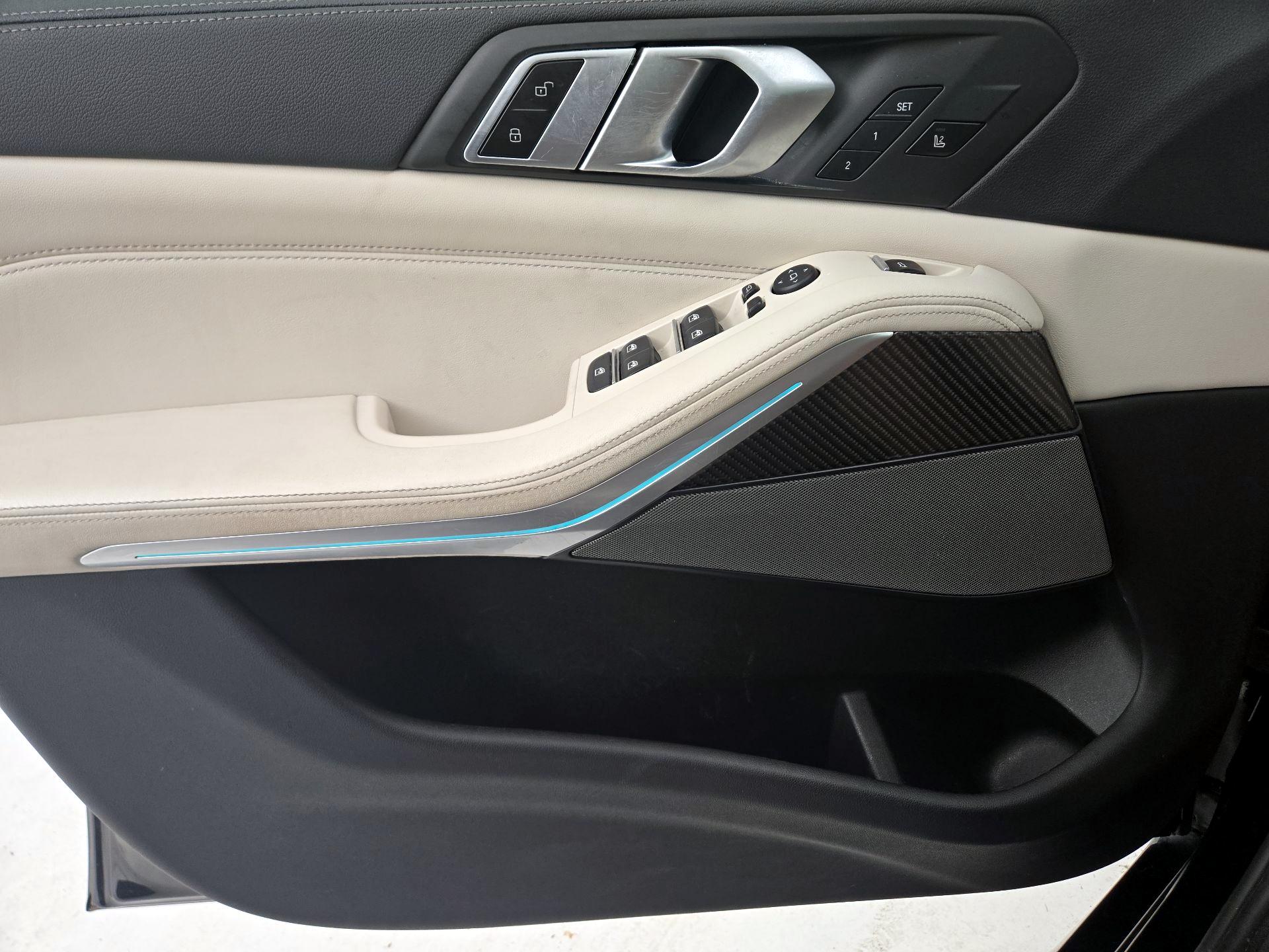 Thumbnail: 2021 BMW X5 - 12