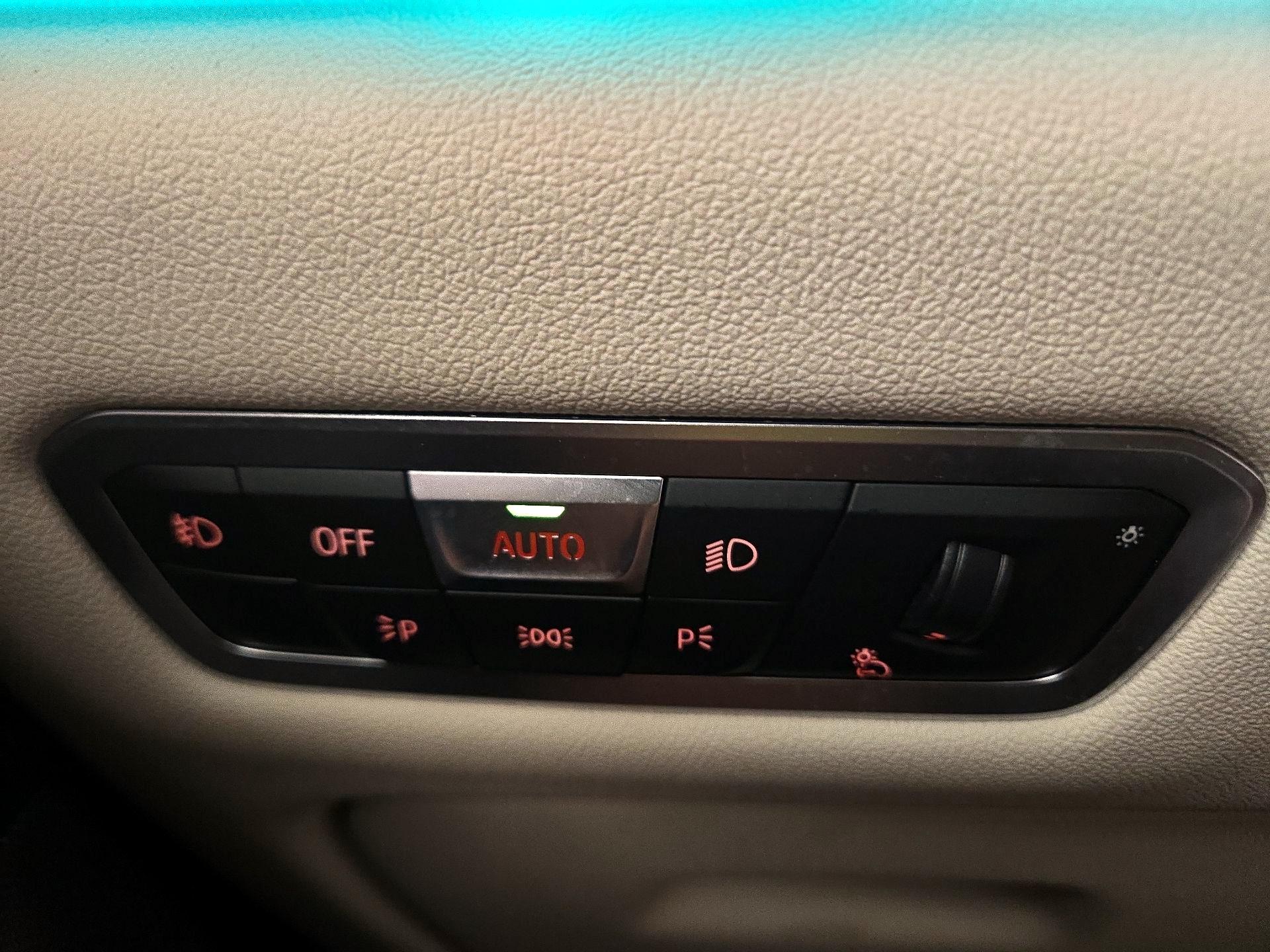 Thumbnail: 2021 BMW X5 - 13