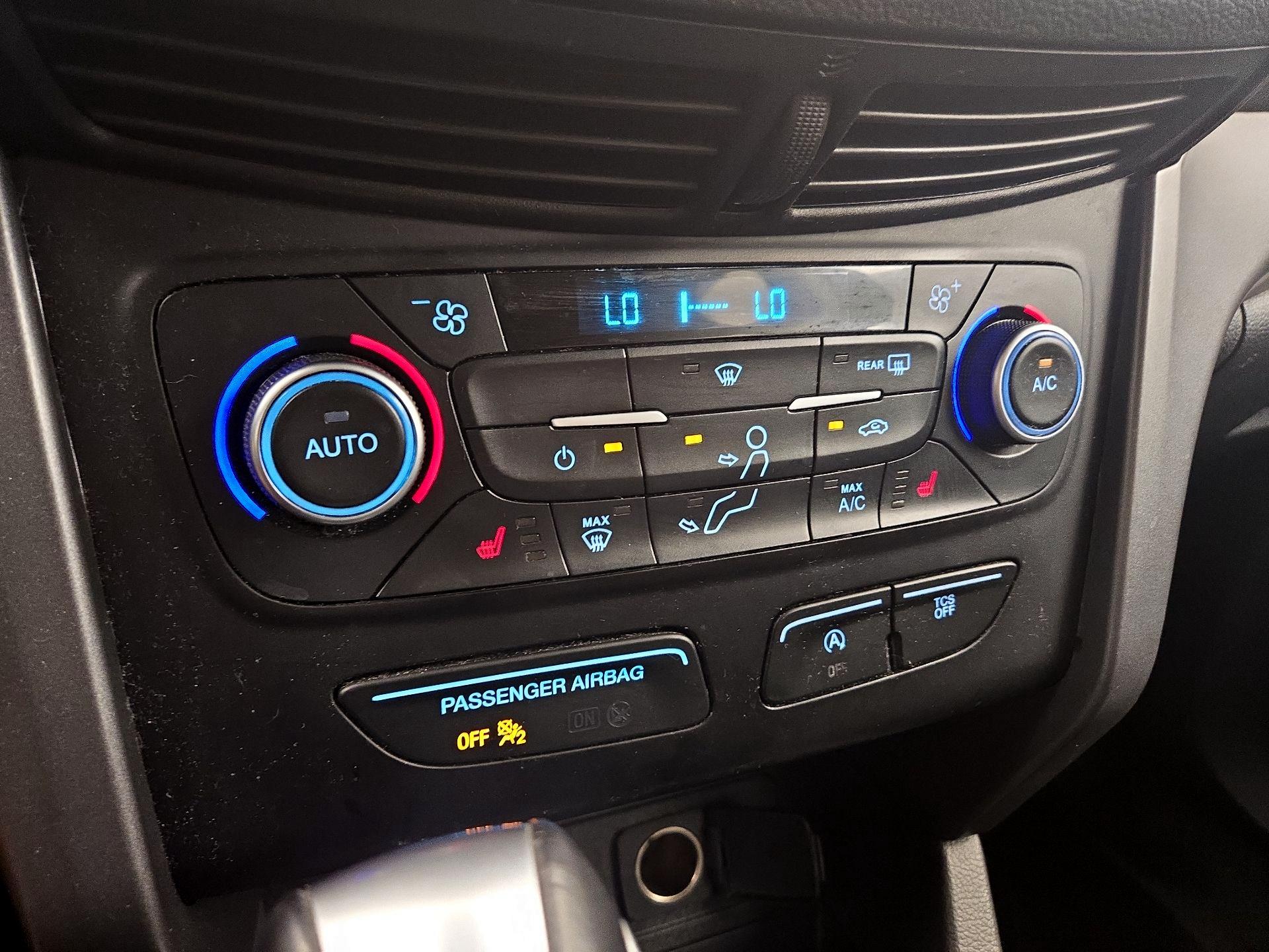 Thumbnail: 2018 Ford Escape - 16