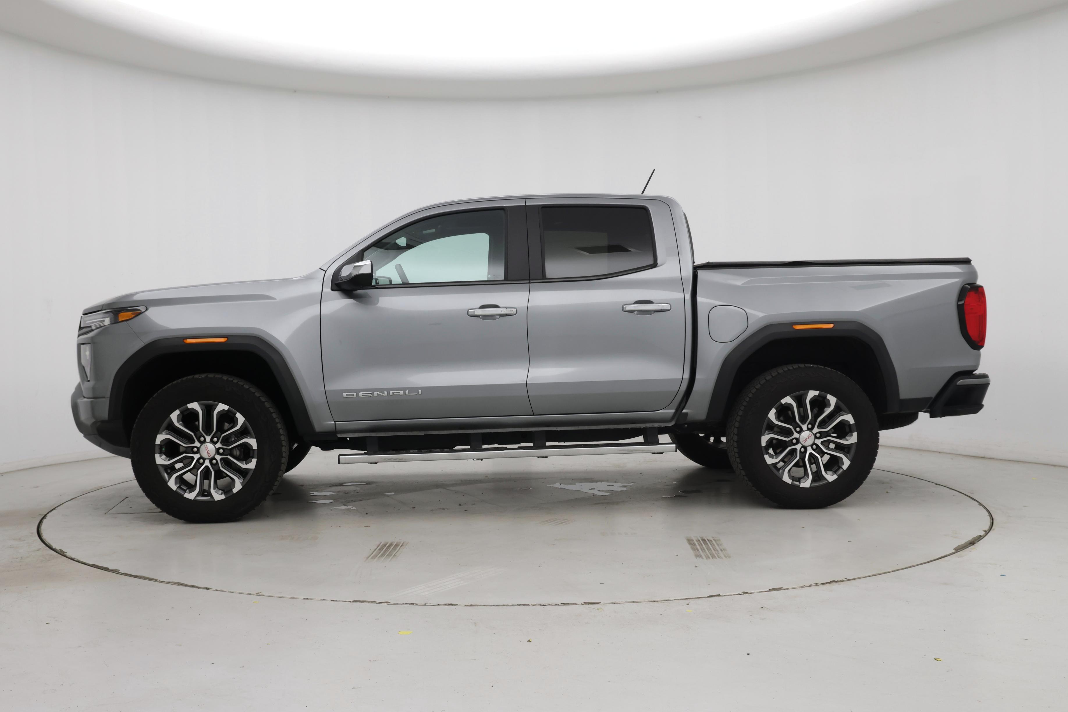 Thumbnail: 2024 GMC Canyon - 3