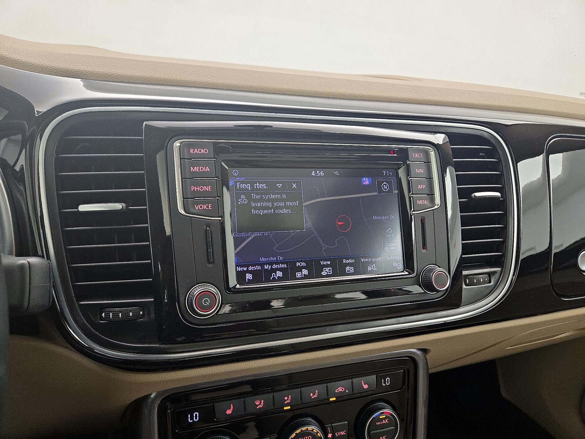 Thumbnail: 2019 Volkswagen Beetle - 14