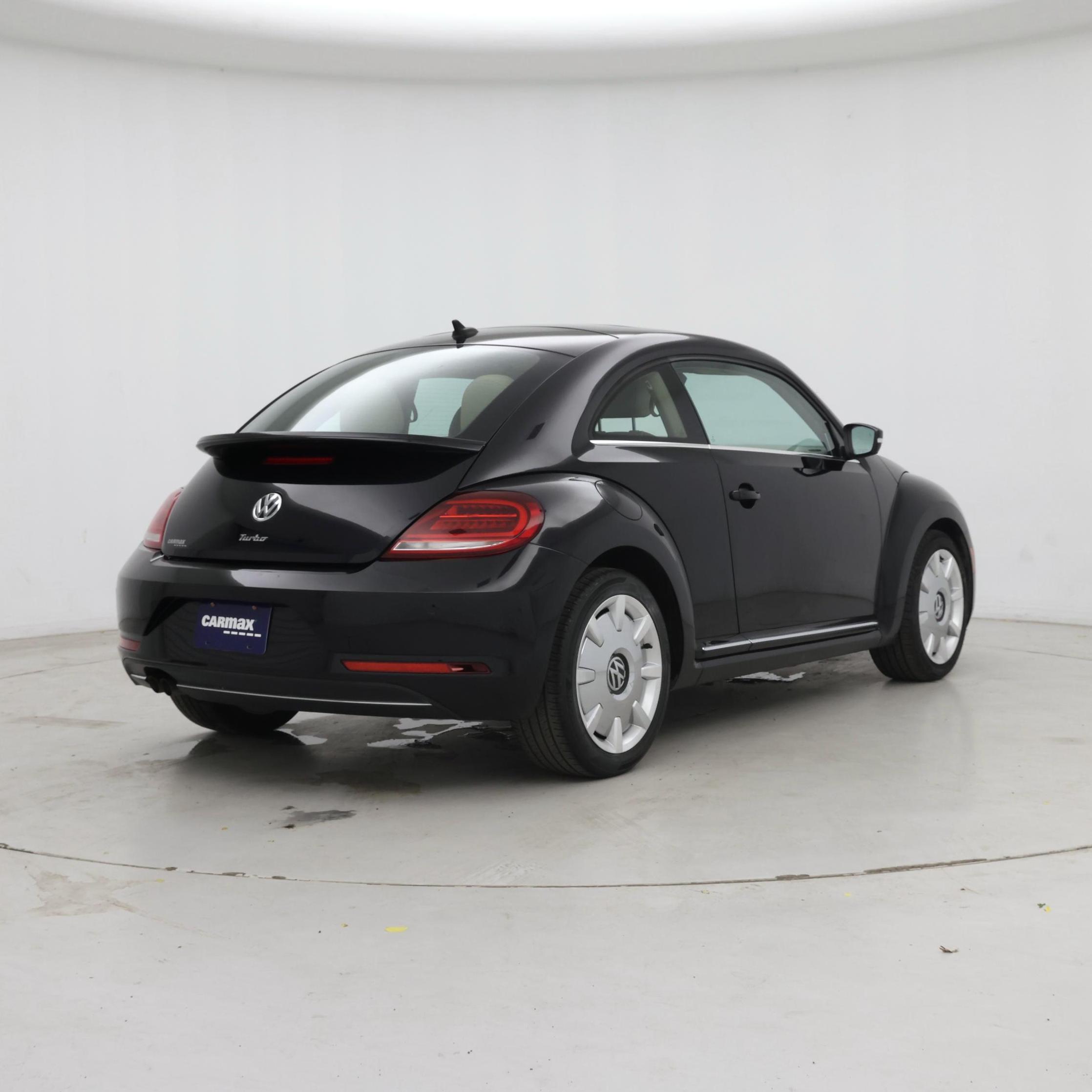 Thumbnail: 2019 Volkswagen Beetle - 8