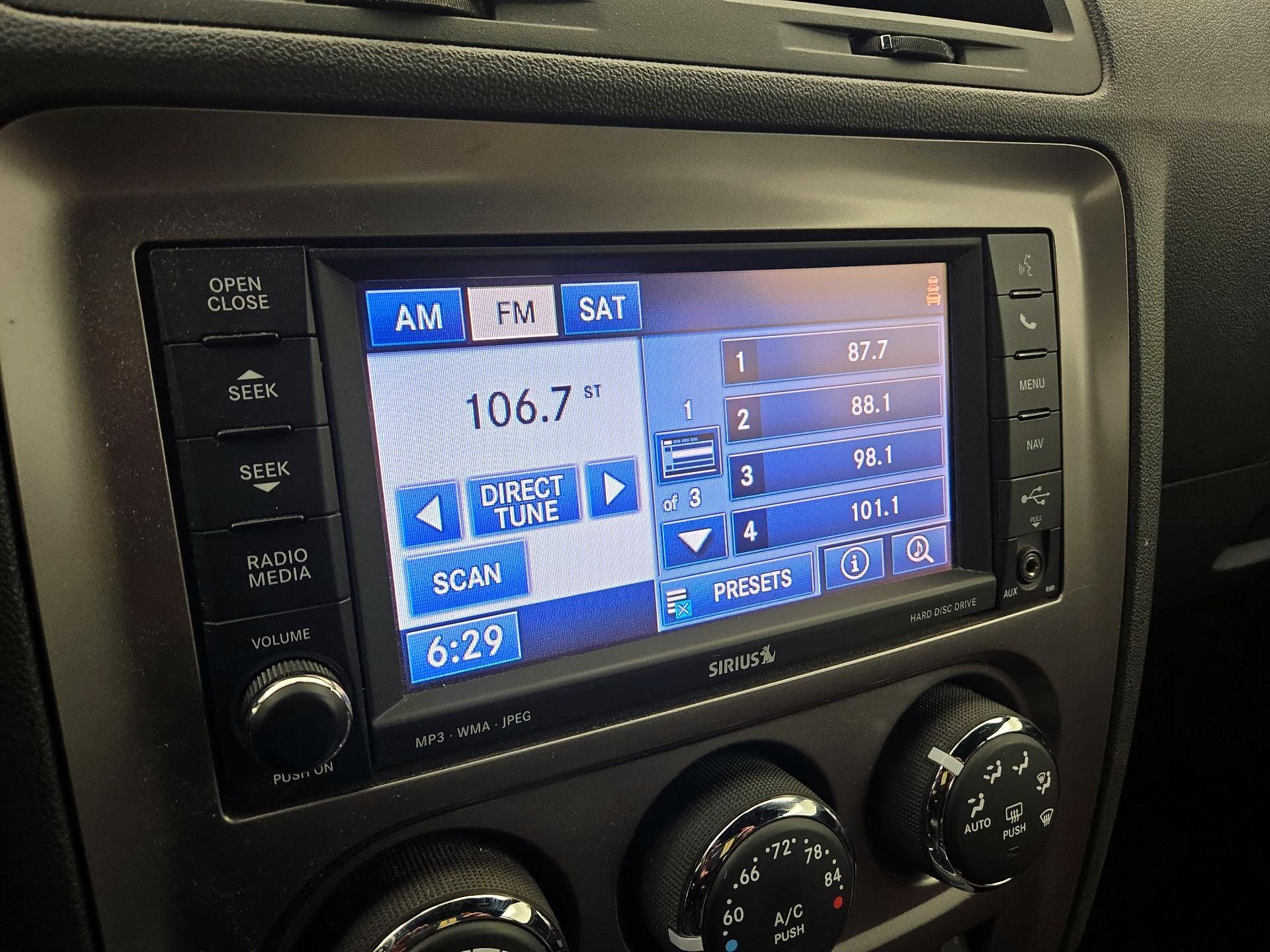 Thumbnail: 2014 Dodge Challenger - 15