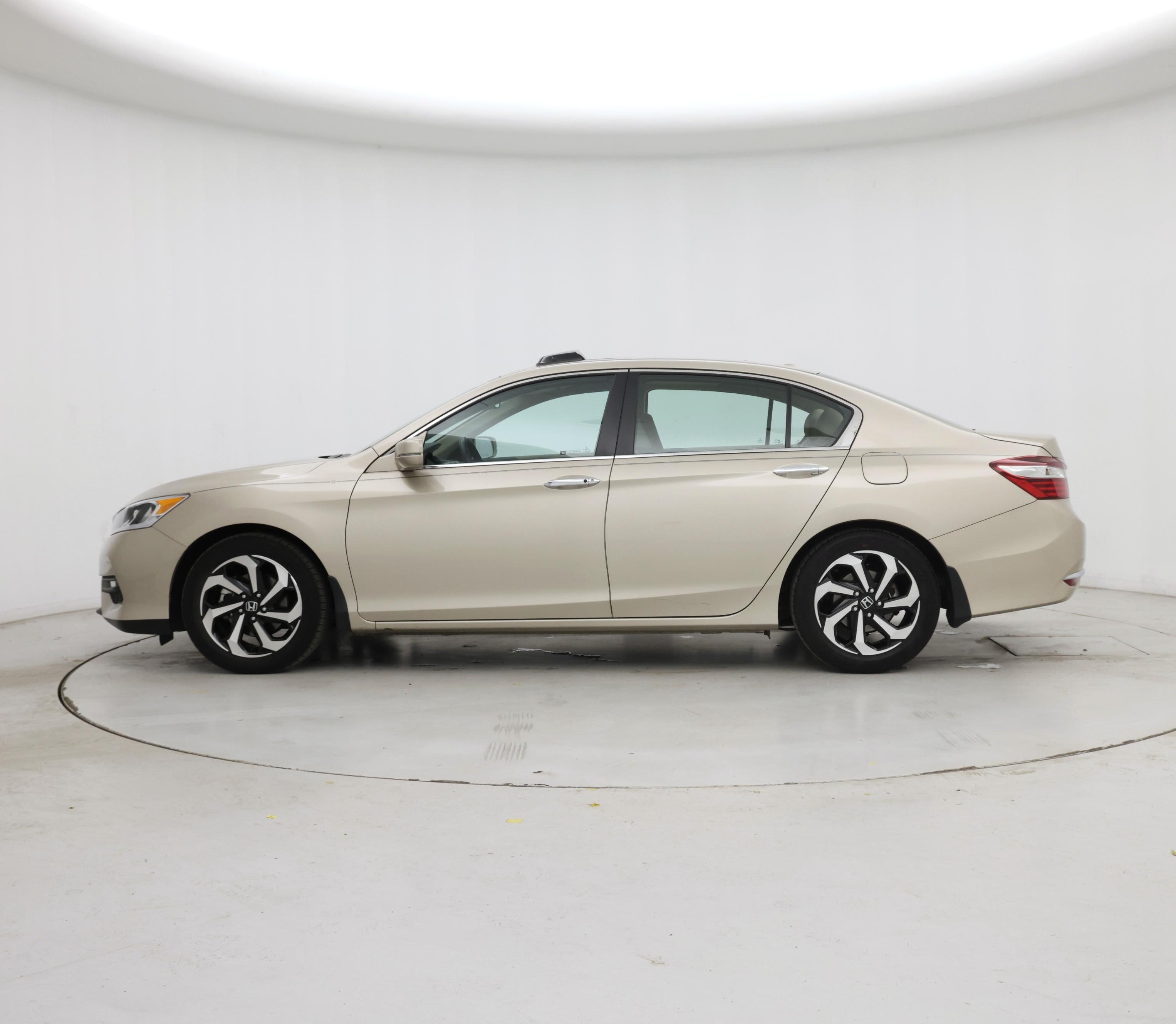 Thumbnail: 2017 Honda Accord - 3