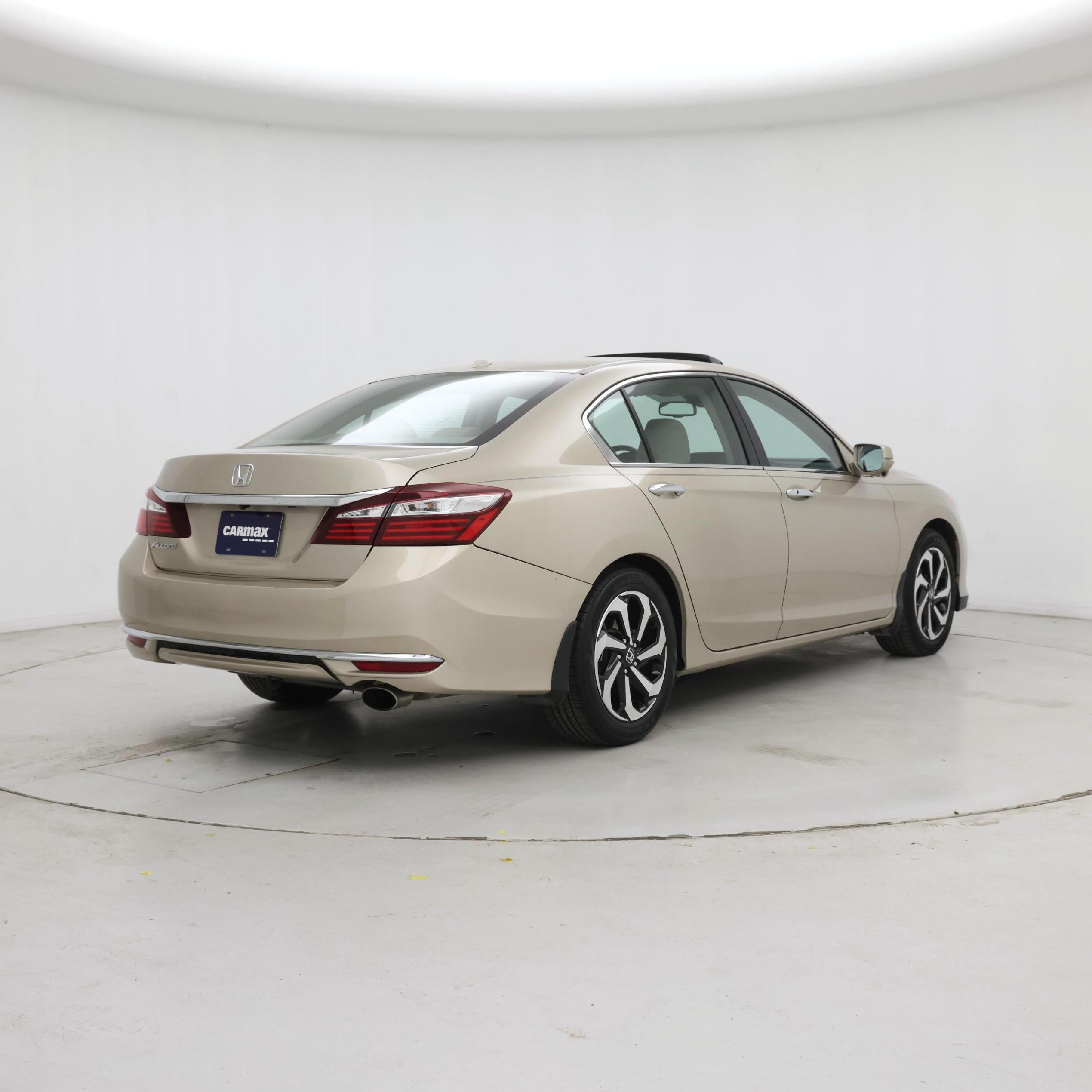 Thumbnail: 2017 Honda Accord - 8