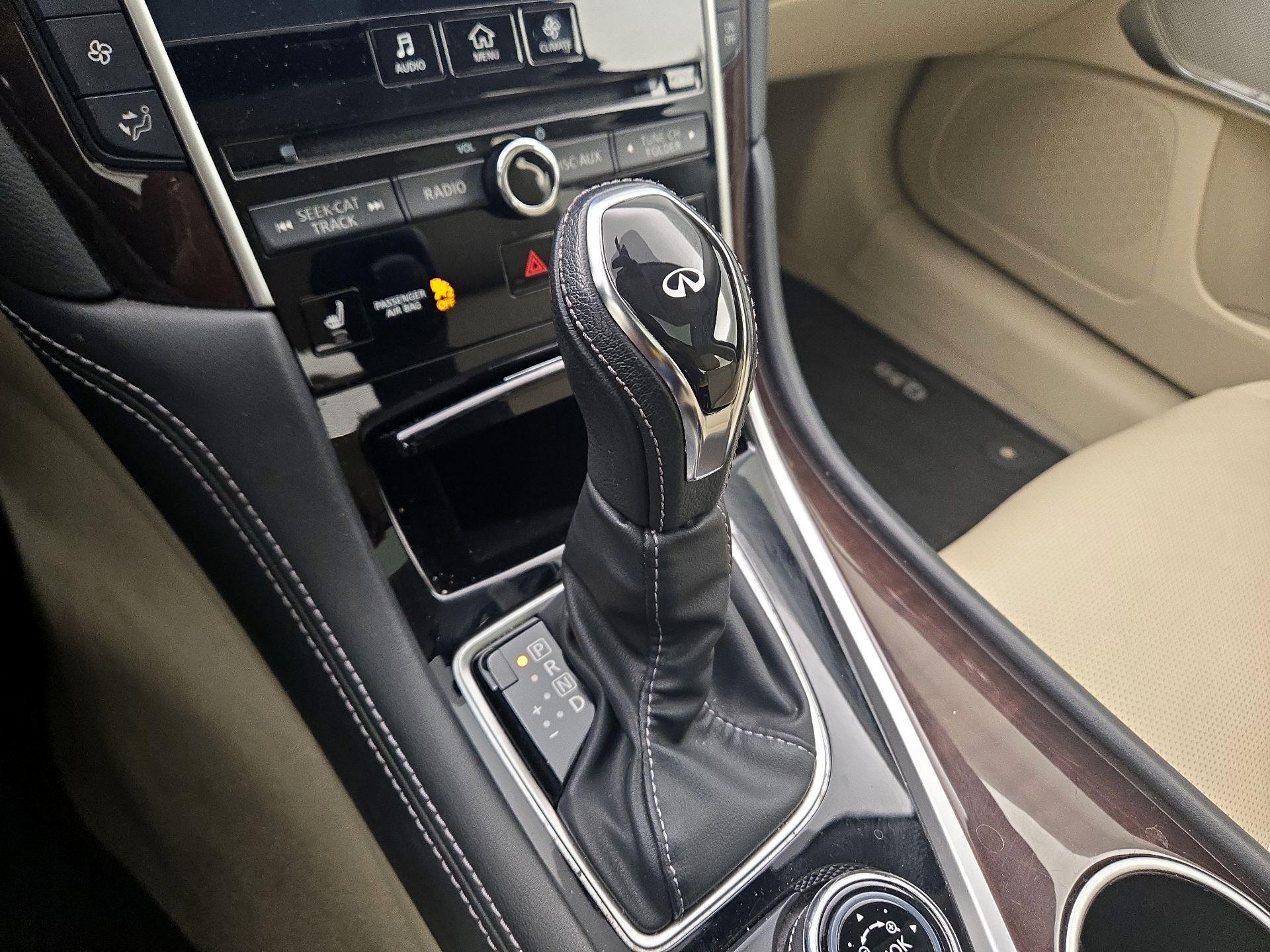 Thumbnail: 2018 INFINITI Q50 - 18